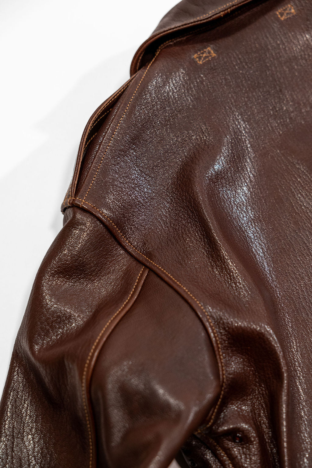 Buzz Rickson's BR80686 Type A-2 “Buzz Rickson Clothing Co. Contract No.18091 Goat Skin” - S/Brown