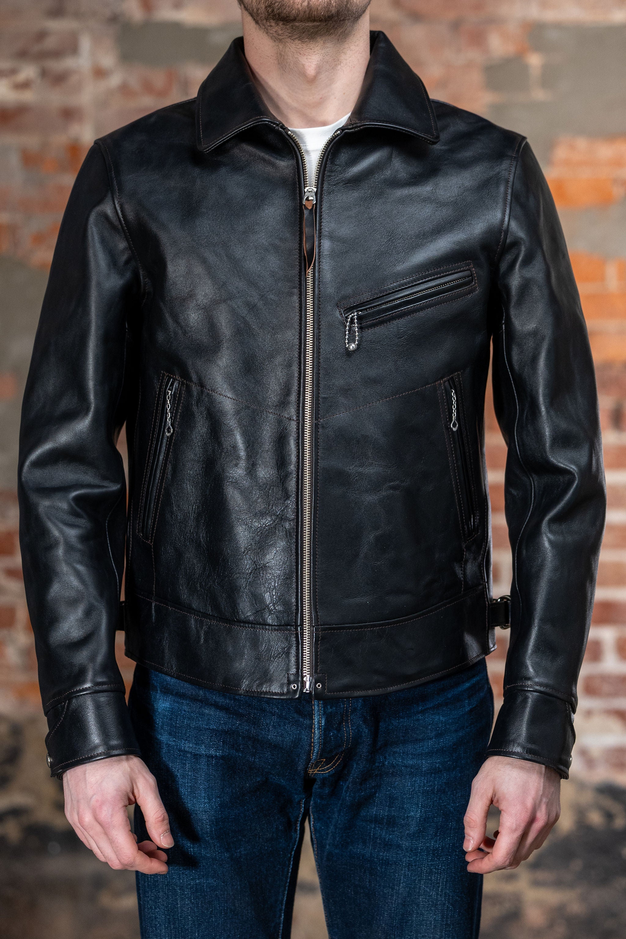 Double Helix Hugging The Curve - Black Teacore Horsehide - Model Front