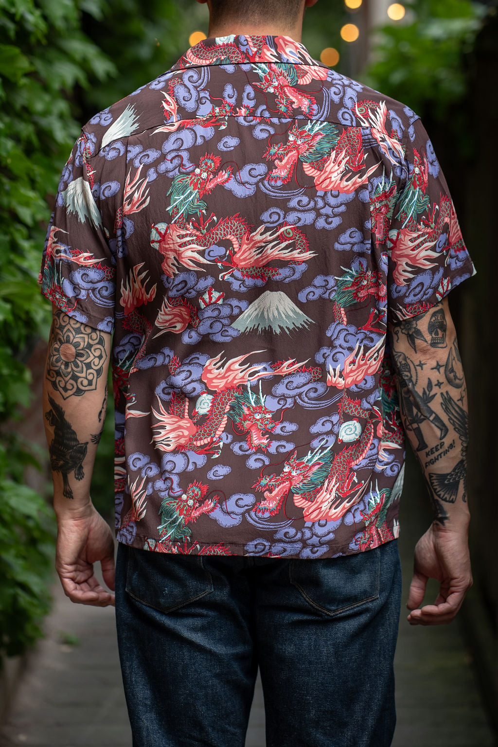 Sun Surf Rayon Hawaiian Shirt "Team of Dragons" - Black