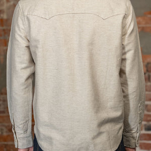 Freenote Cloth Huntsman - Natural Nep on model from the back
