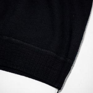 Pure Blue Japan 5410-IDBK Knitted Hoodie - Indigo Black. close up of bottom hem detail