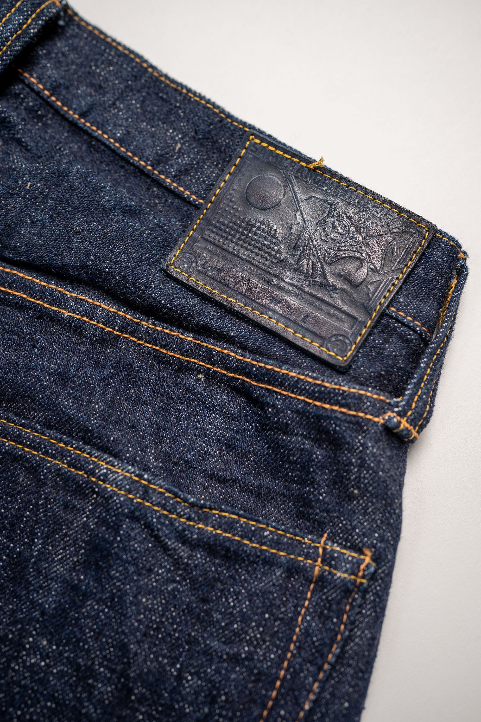 Samurai S211AX Ai Benkei - 18oz Natural Indigo Relaxed Tapered Denim