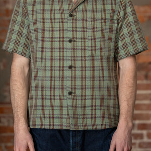 Dehen 1920 Lounge Shirt - Lawn Chair Plaid. on model front profile