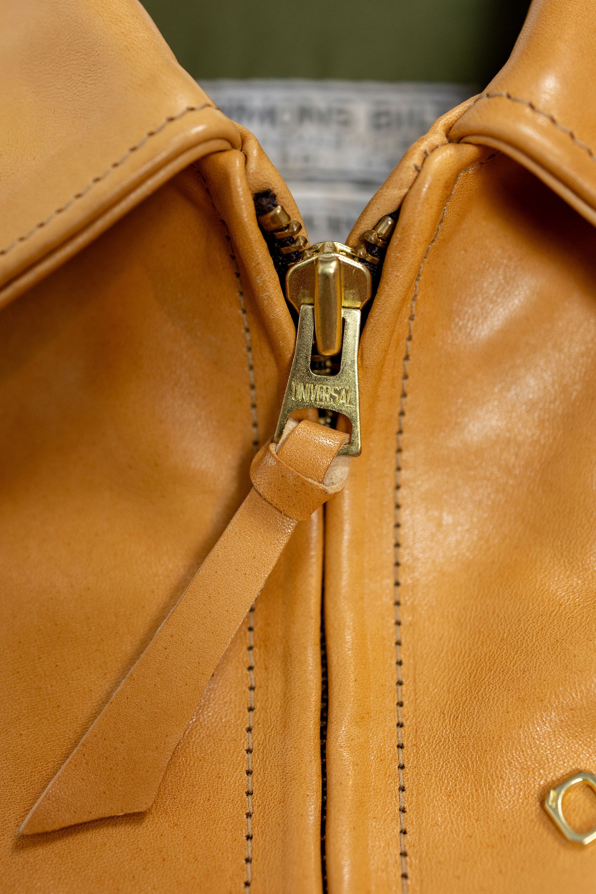 Simmons Bilt x Franklin & Poe Citywide - Natural Horsehide