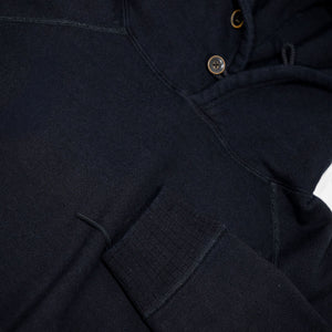 Pure Blue Japan 5410-IDBK Knitted Hoodie - Indigo Black. close up of collar and end of sleeve detail