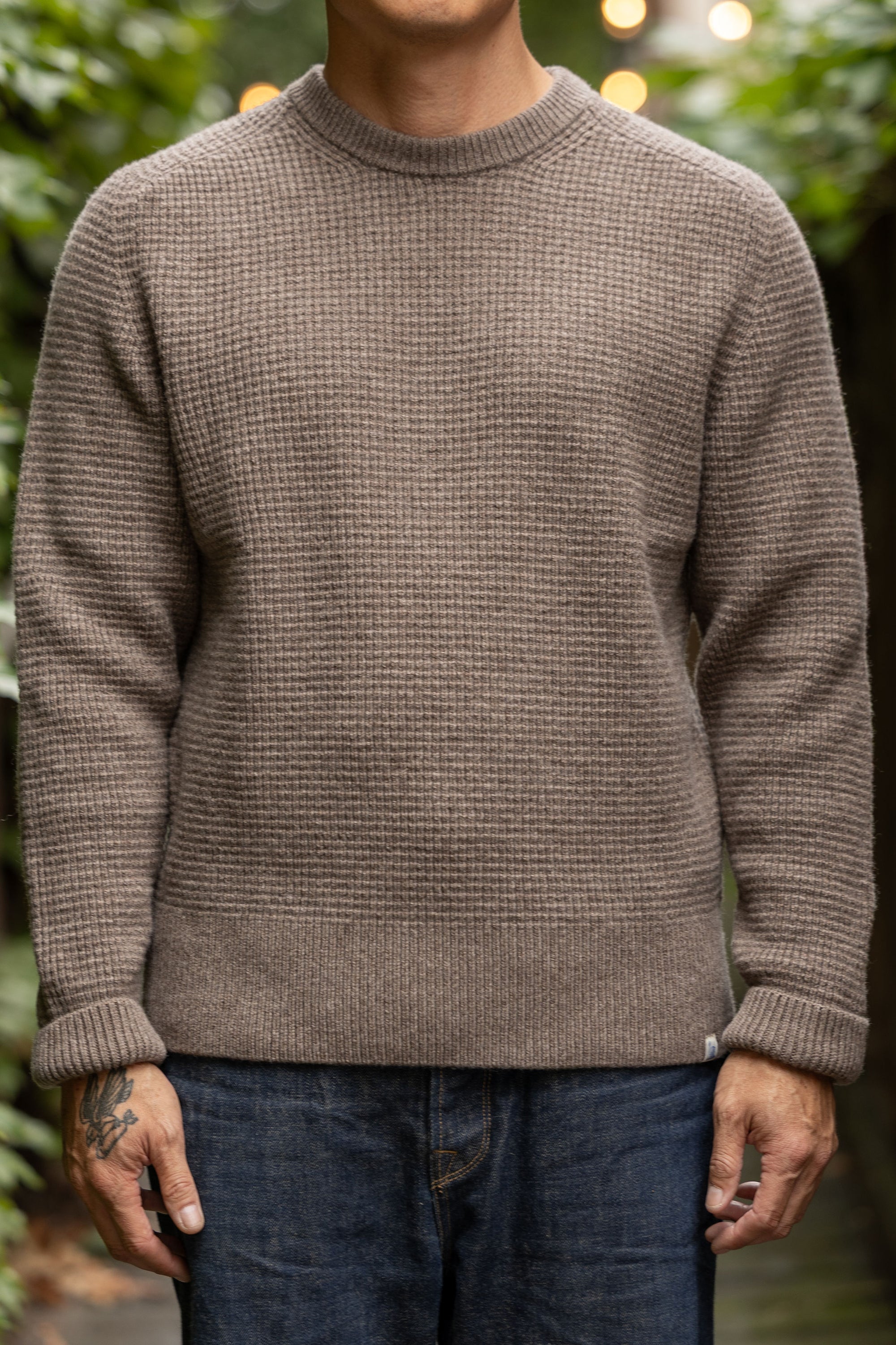 Merz b. Schwanen BLADE02 Merino Wool-Cashmere Waffle Structured Pullover - Grain