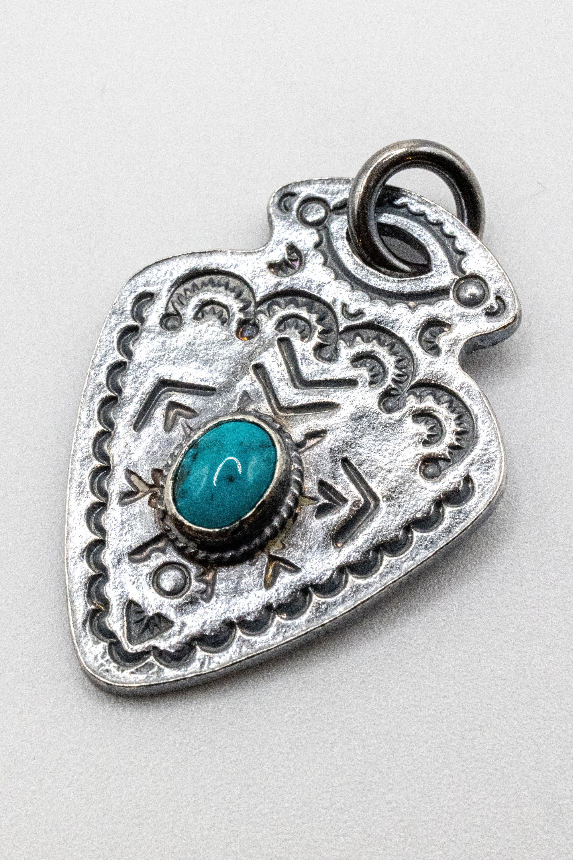 First Arrow's P-581 VFSW Arrow Head with Turquoise Pendant