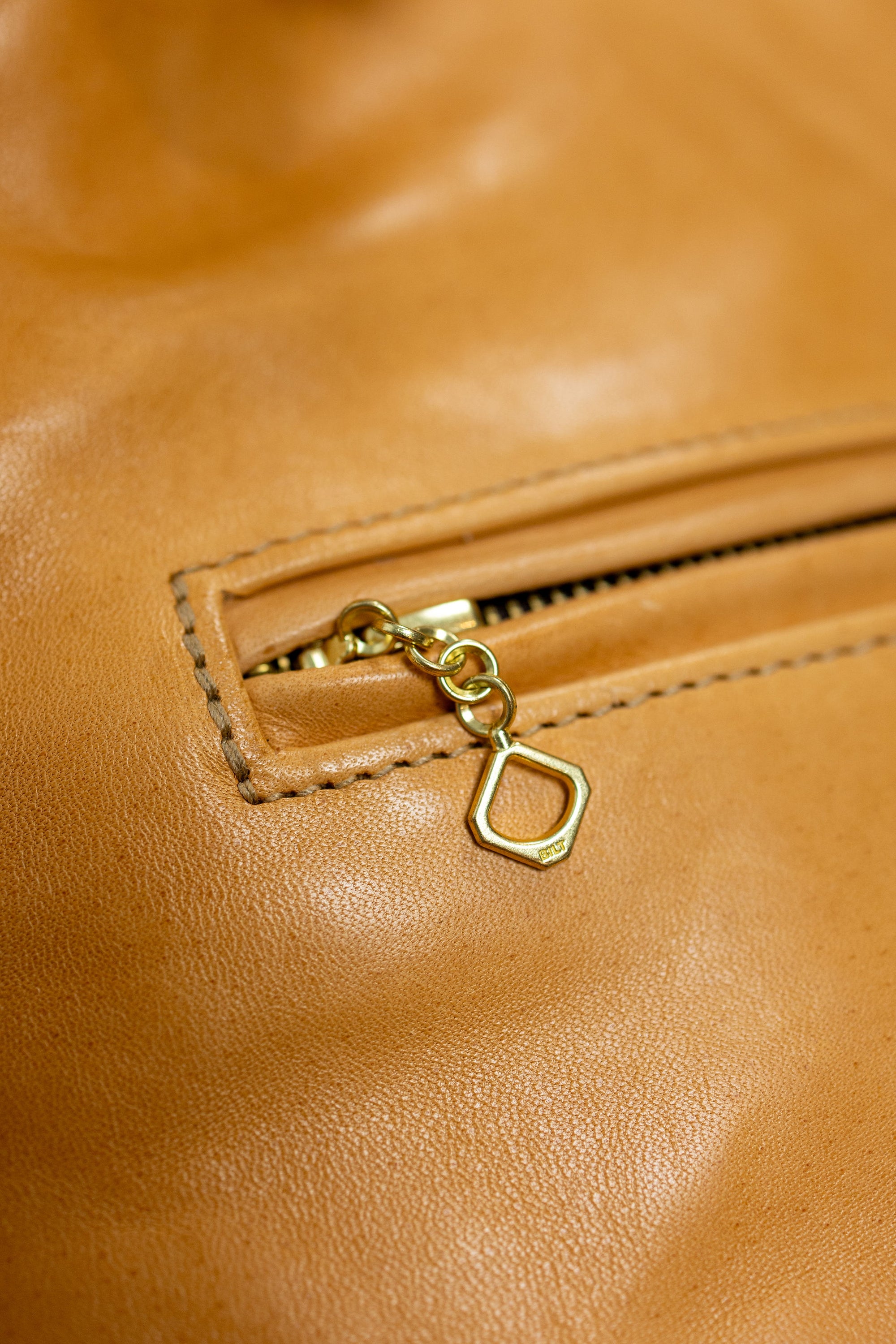 Simmons Bilt x Franklin & Poe Citywide - Natural Horsehide