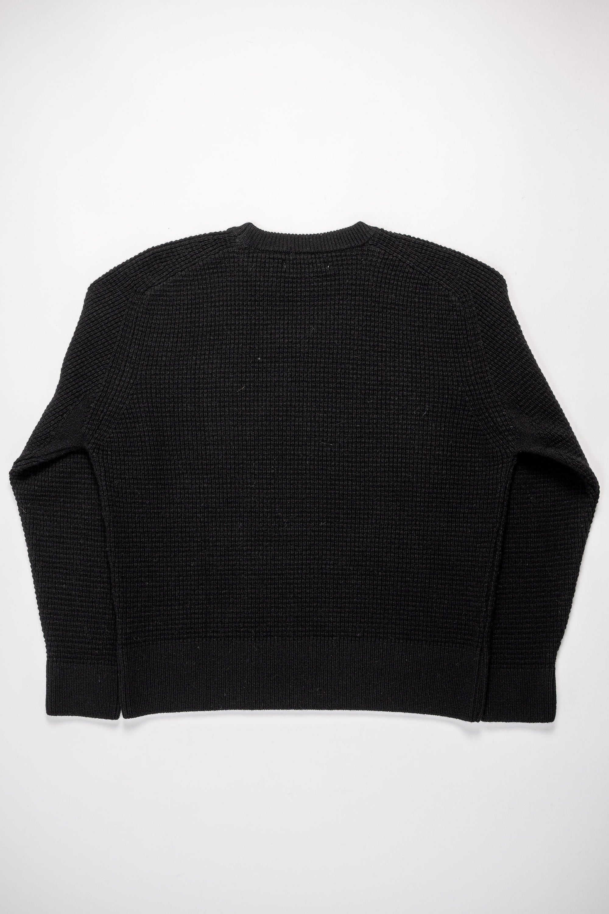 Merz b. Schwanen BLADE02 Merino Wool-Cashmere Waffle Structured Pullover - Deep Black