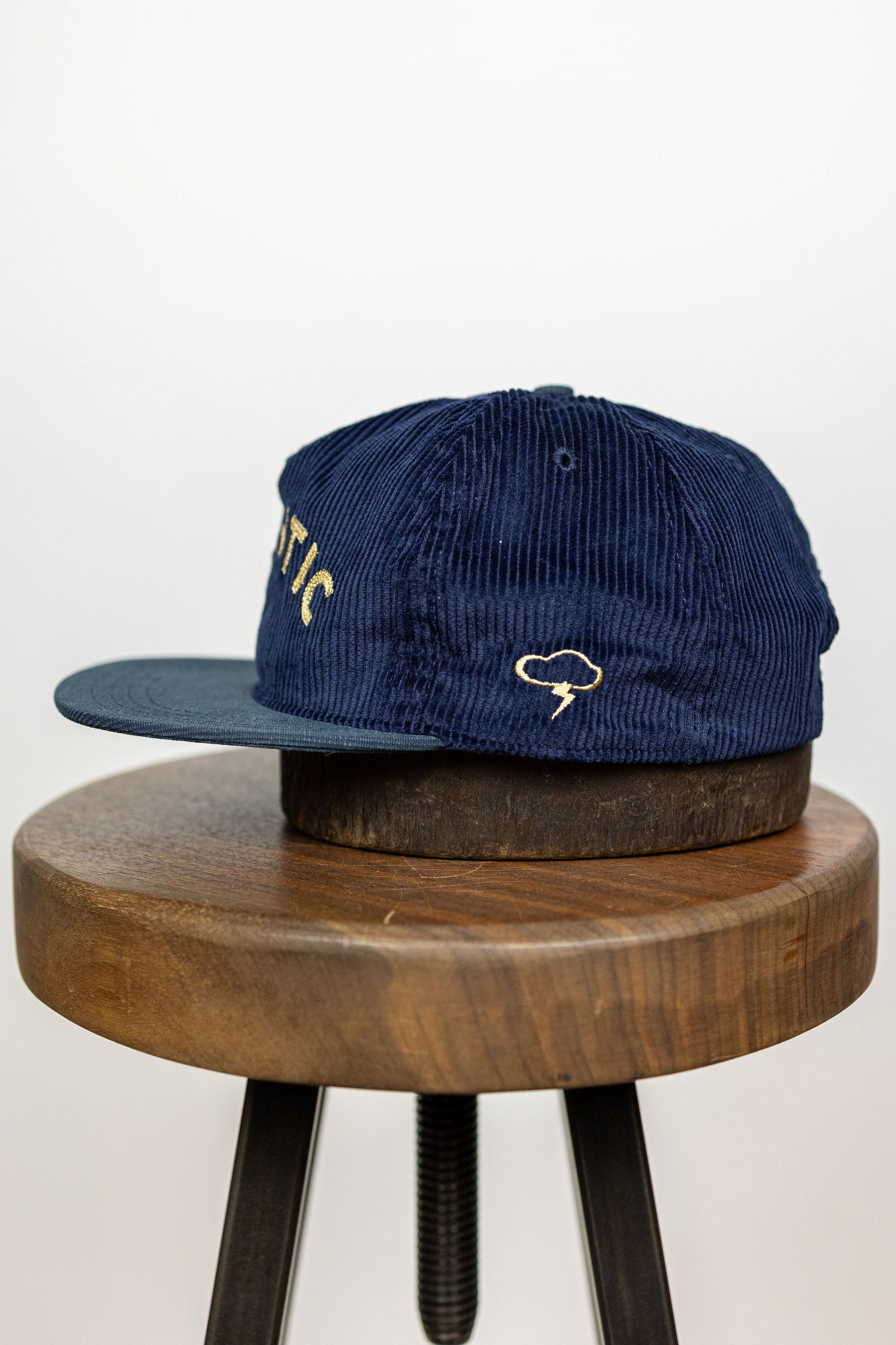 Ampal Creative Atlantic III - Navy Cord