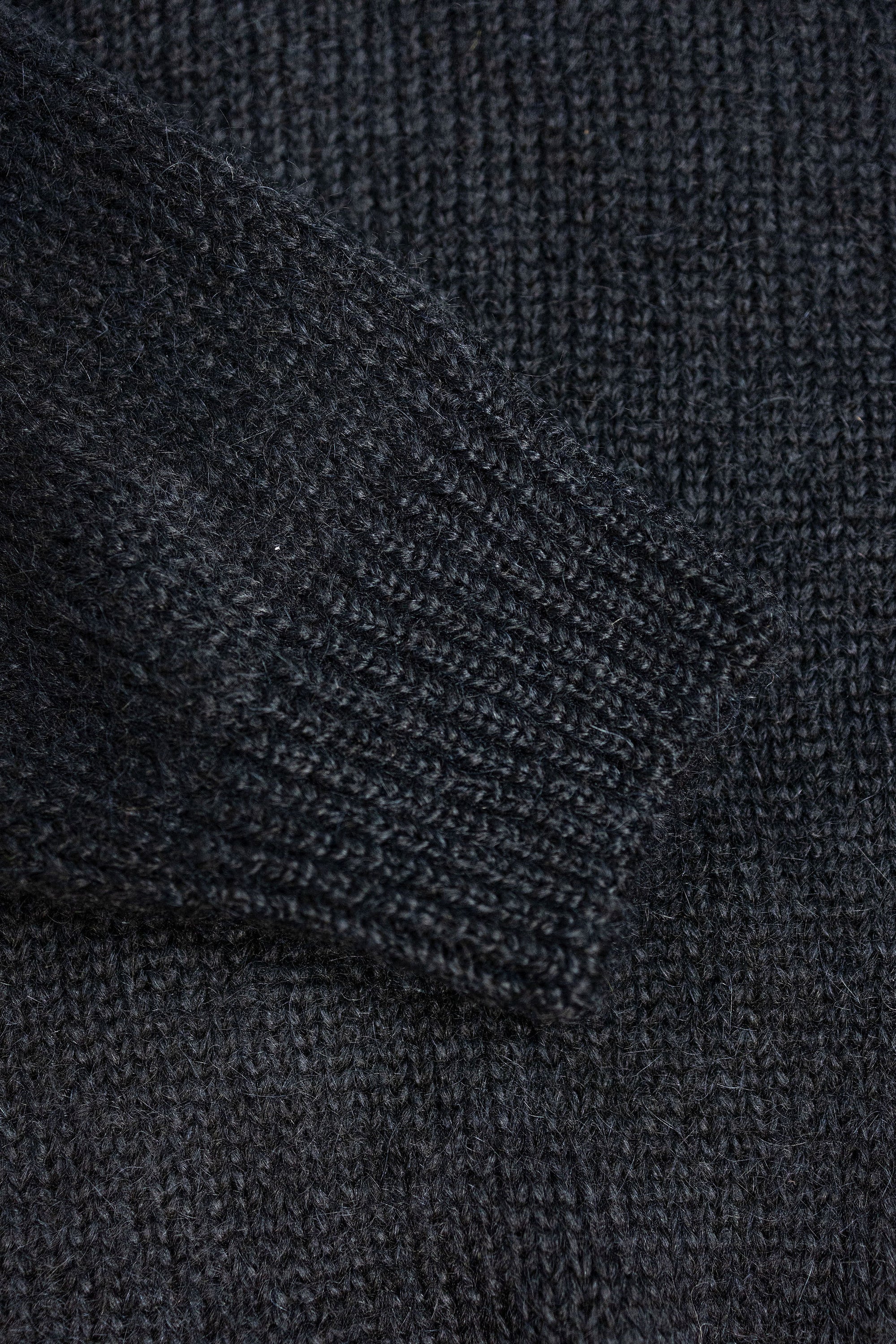 Knickerbocker Bud Alpaca Sweater - Black