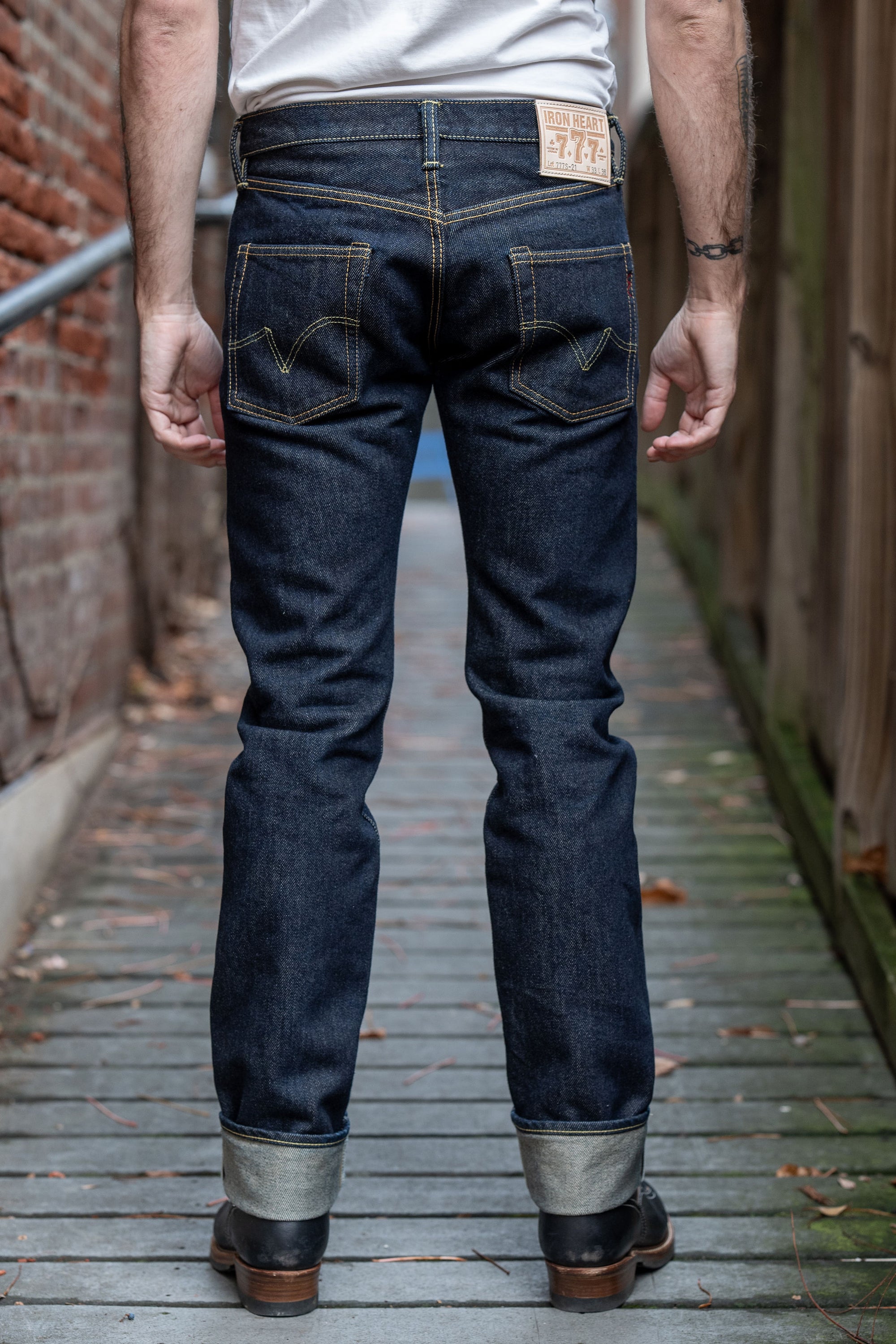 Iron Heart IH-777S-21 Indigo 21oz Selvedge Denim - Super Slim Tapered Cut