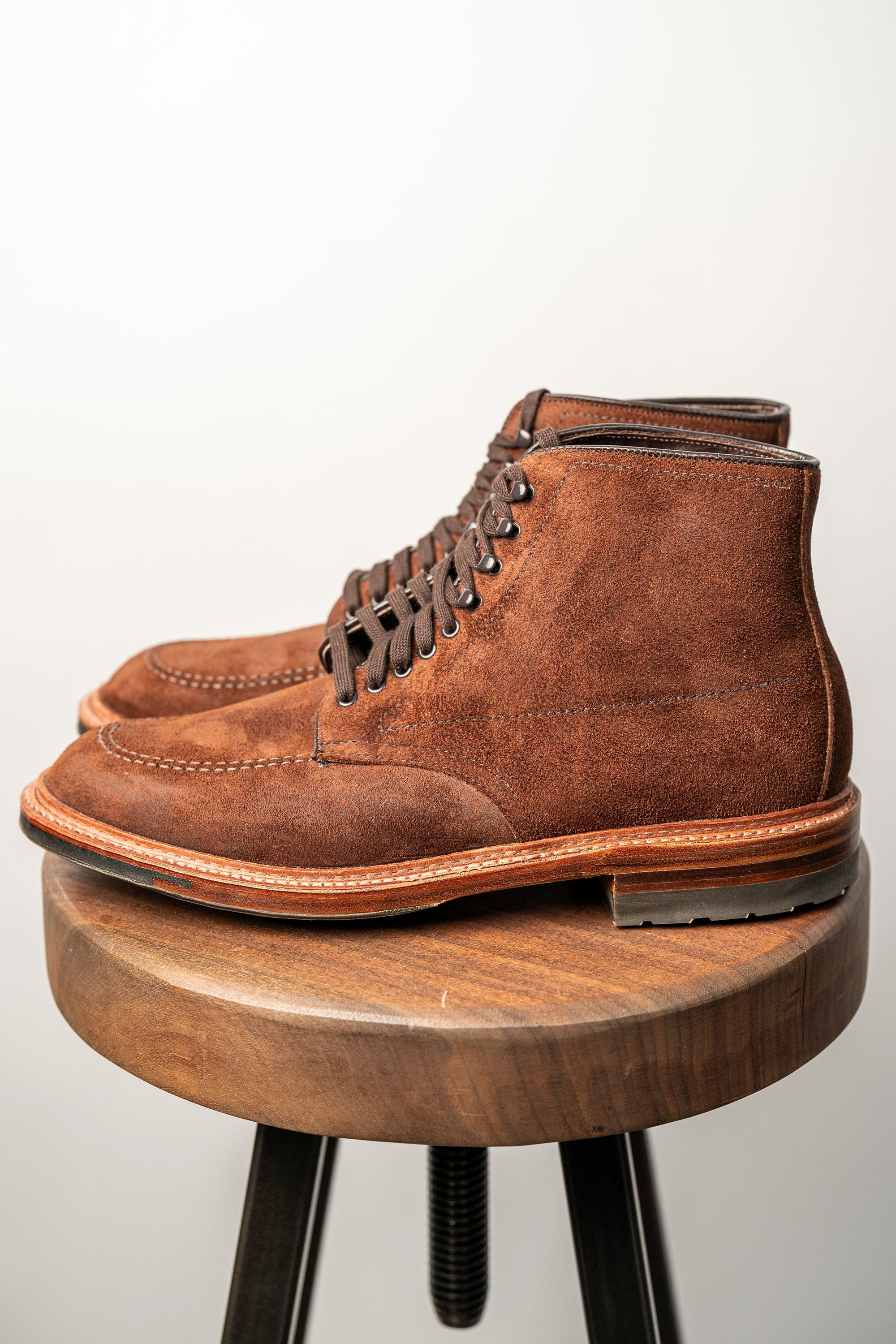 Alden 4015HC Mocc Toe Boot - Reverse Tobacco Oiled Nubuck