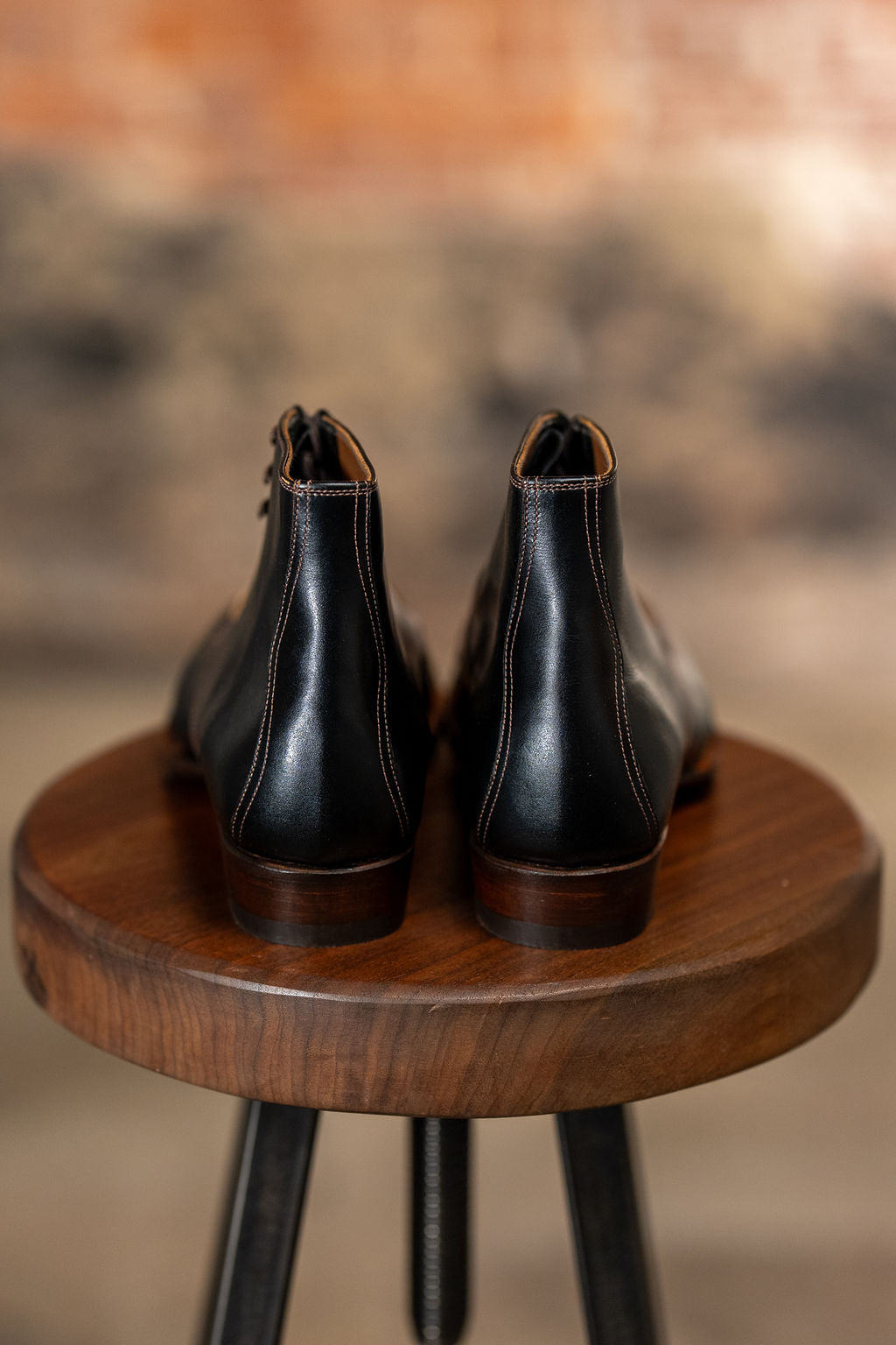 The 2 Monkeys Sportif - Black French Calfskin - Franklin & Poe
