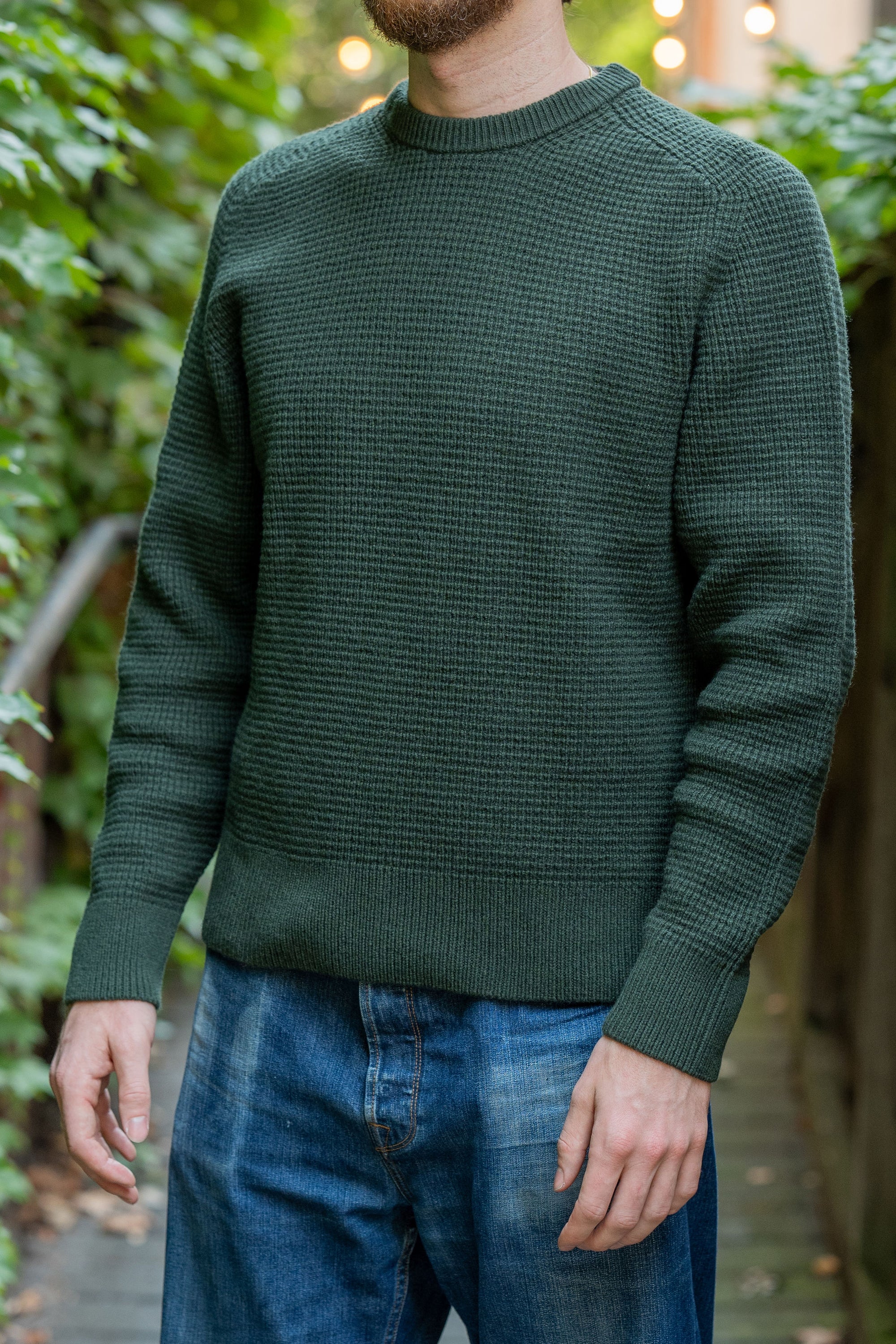 Merz b. Schwanen BLADE02 Merino Wool-Cashmere Waffle Structured Pullover - Bottle Green