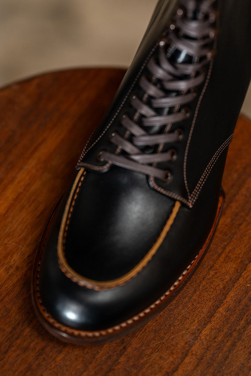 The 2 Monkeys Sportif - Black French Calfskin - Franklin & Poe