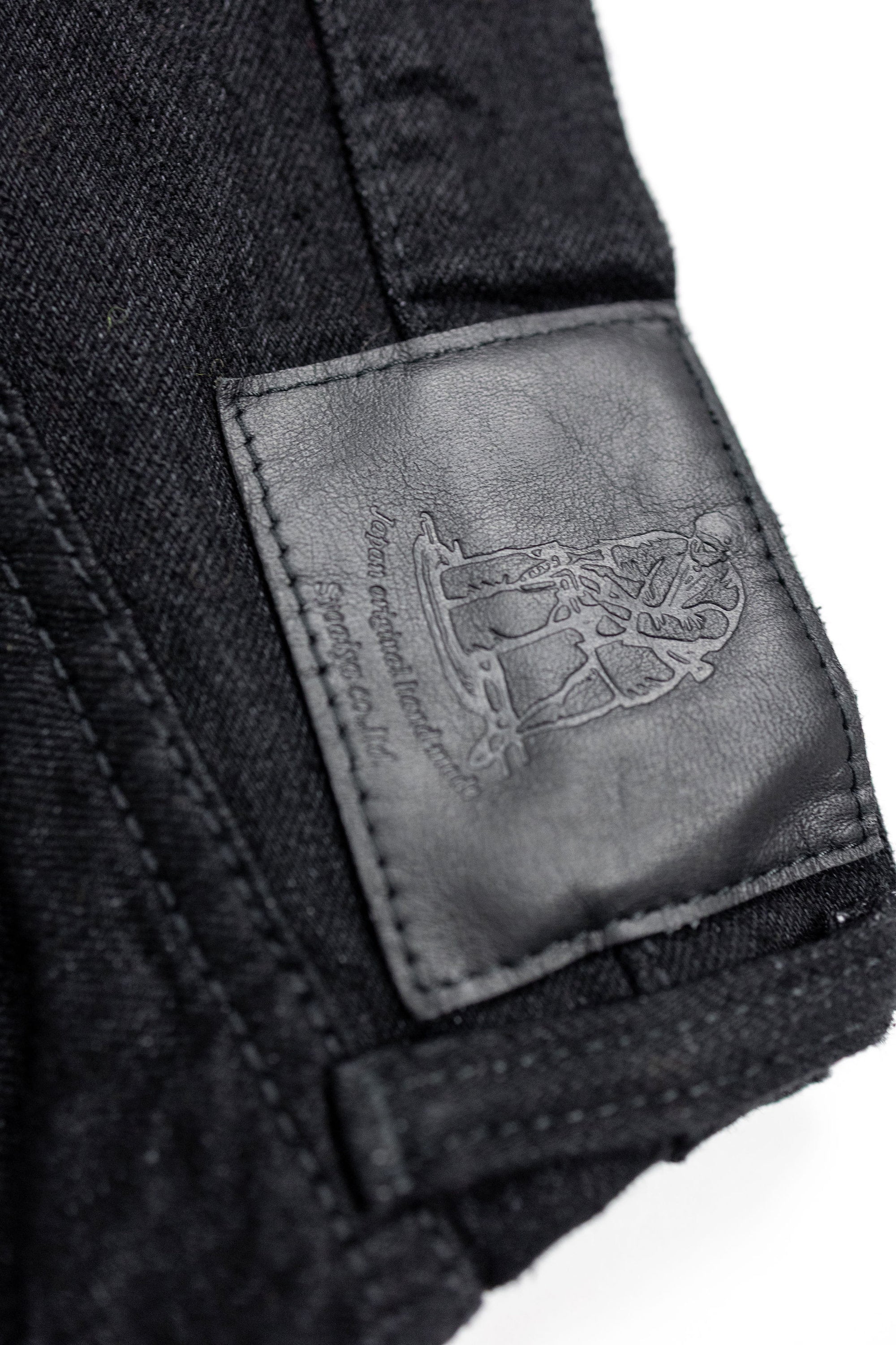 Pure Blue Japan XX-003-BK Regular Straight - 14oz Double Black (Washed)