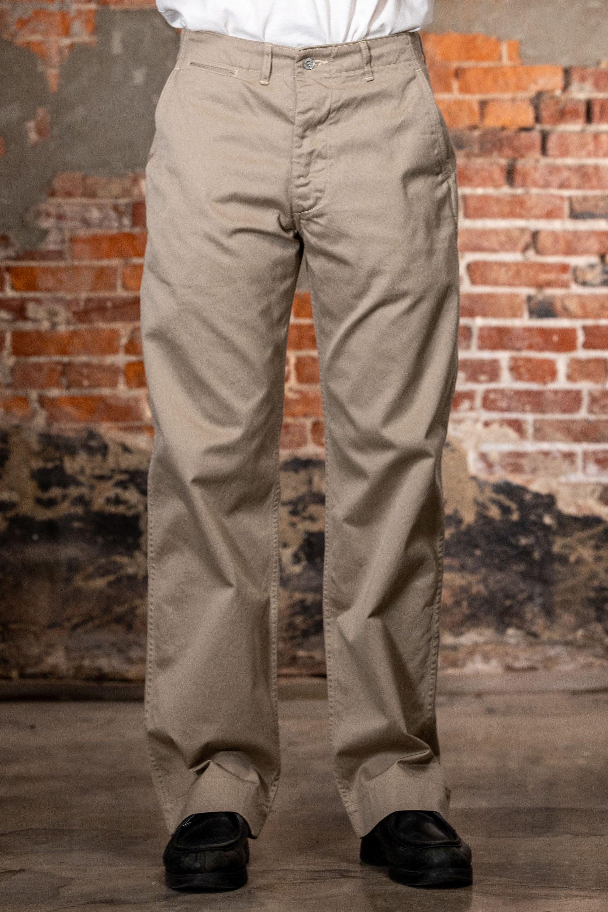 TCB Jeans Stay Gold Chino - 41 Khaki - Franklin & Poe