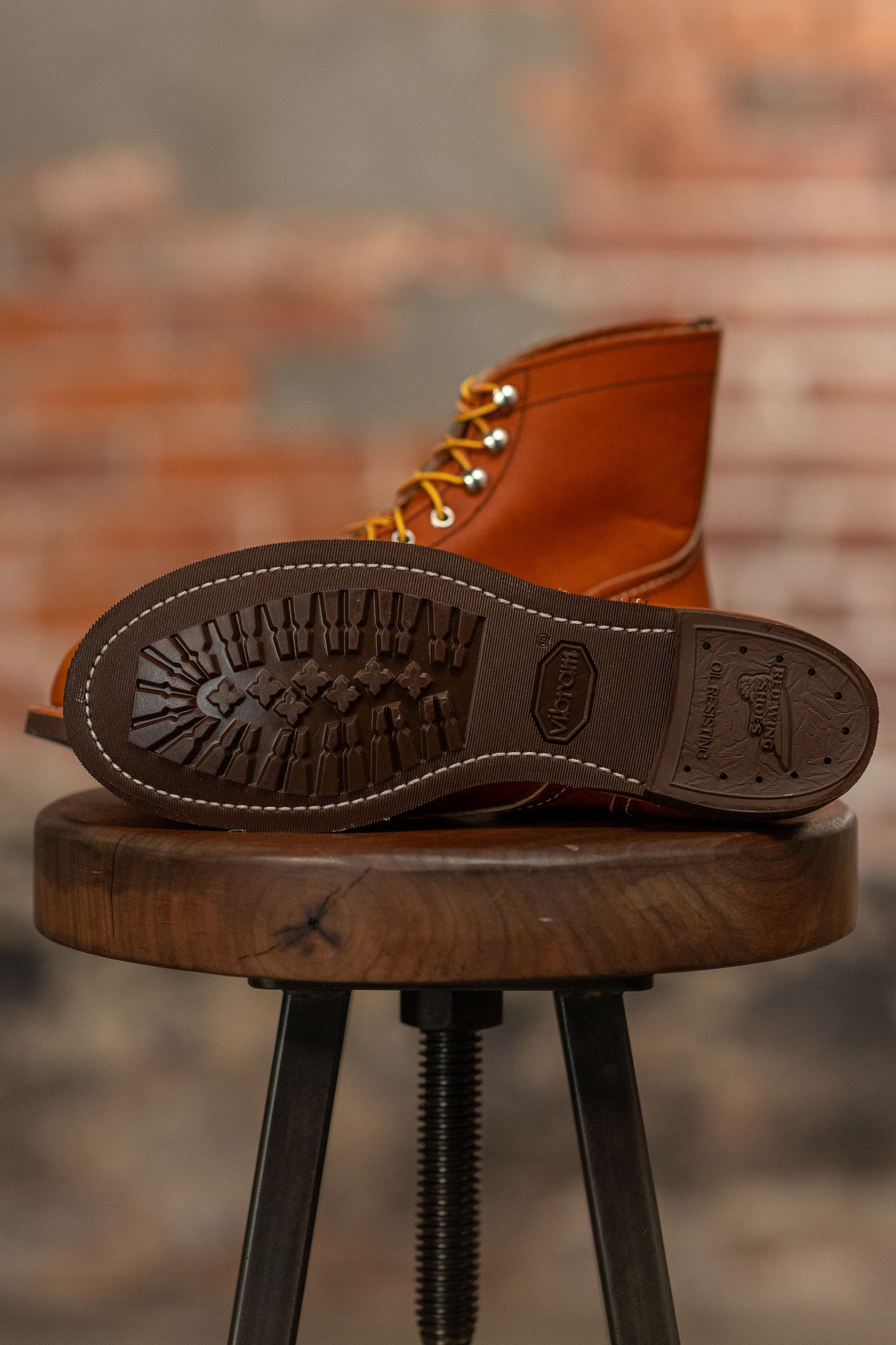 Red Wing Heritage Iron Ranger 8000 - Oro Legacy