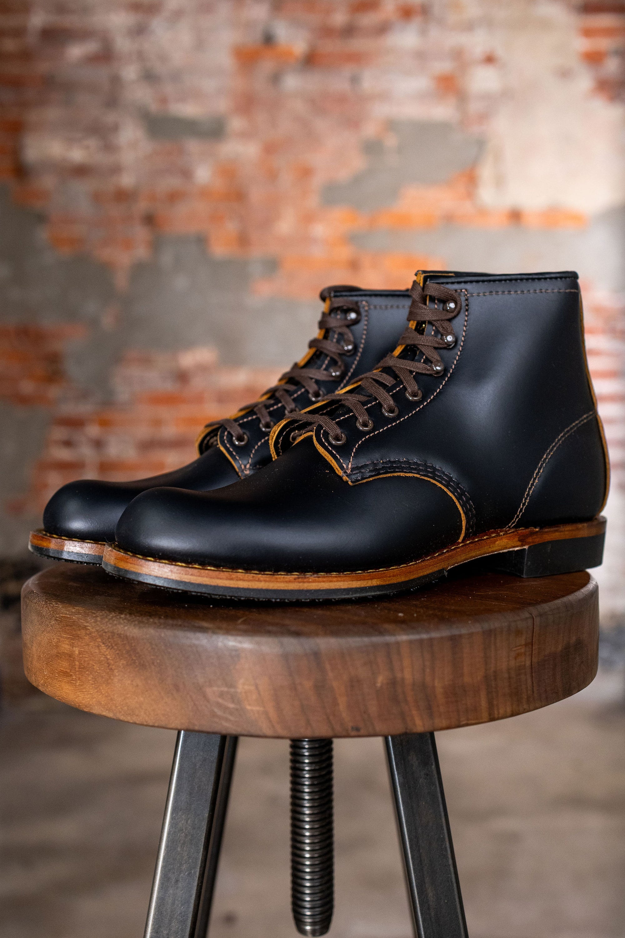Red Wing Heritage Flatbox Beckman 9060 - Black Klondike