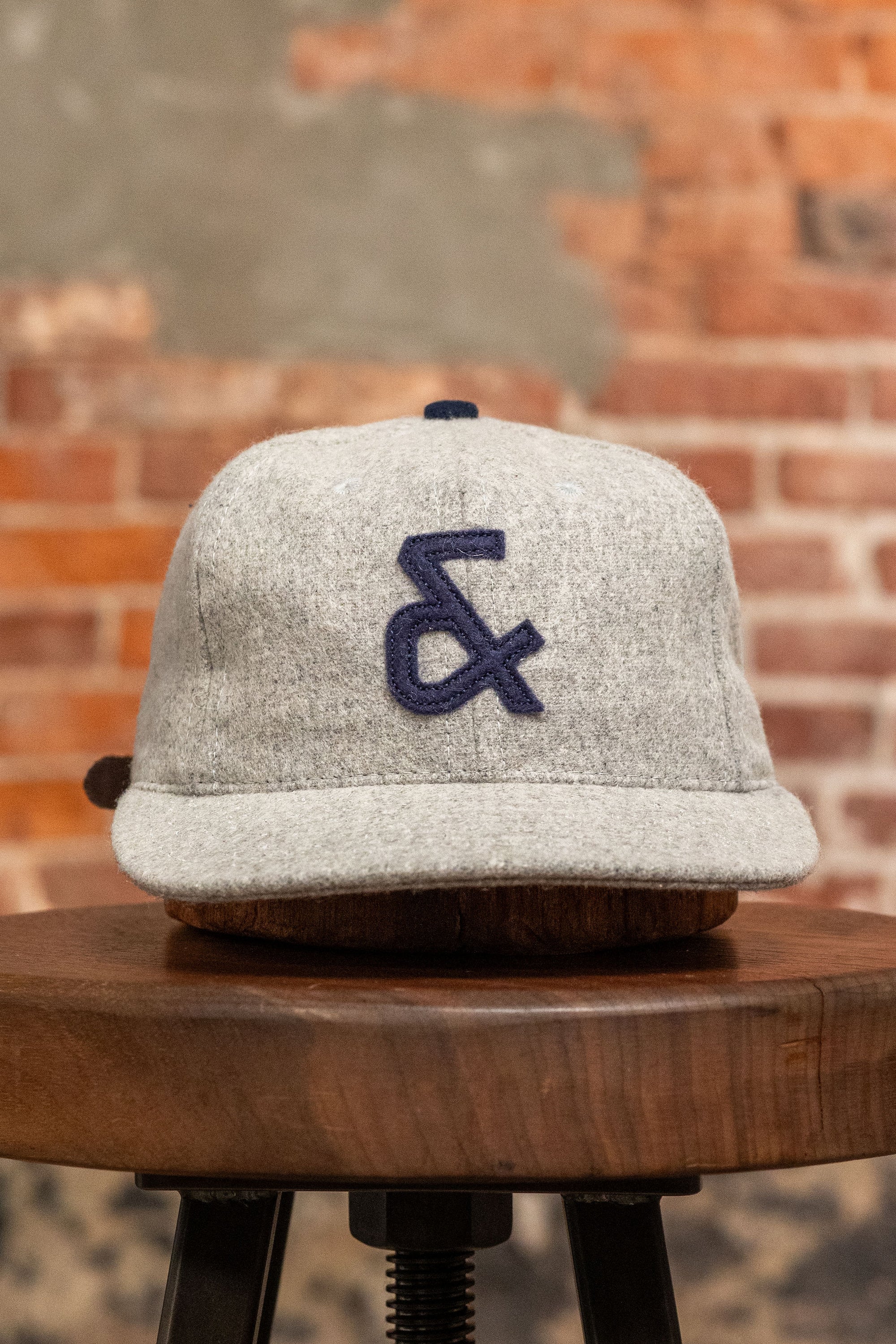Franklin & Poe Wool Baseball Cap – Grey “&”