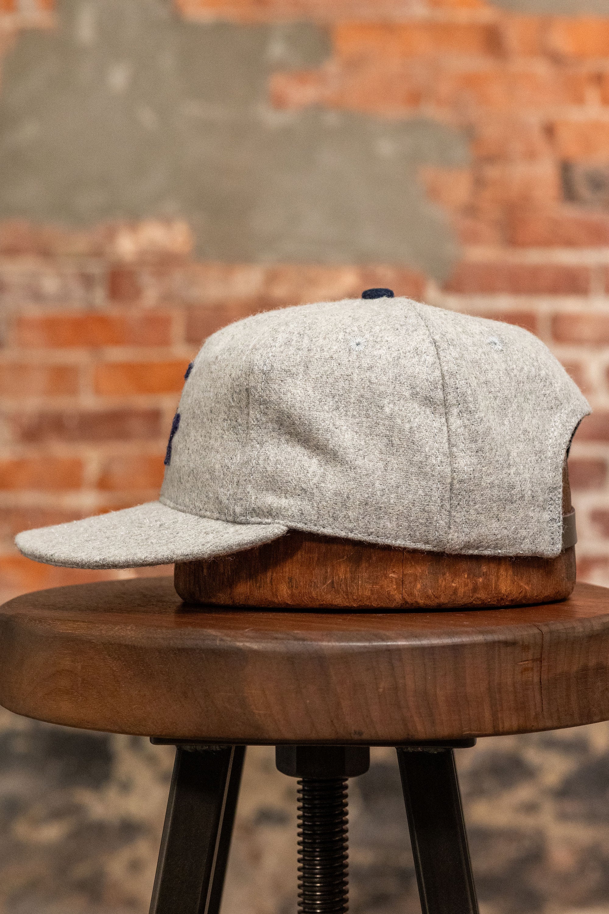 Franklin & Poe Wool Baseball Cap – Grey “&”