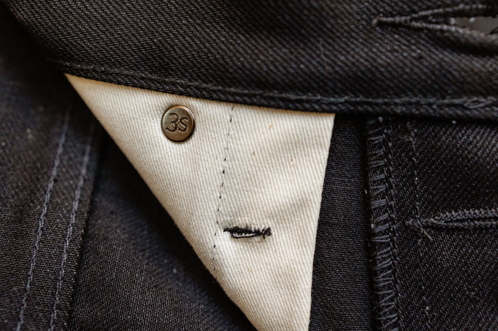 3sixteen CT-220x - Classic Tapered Double Black Selvedge