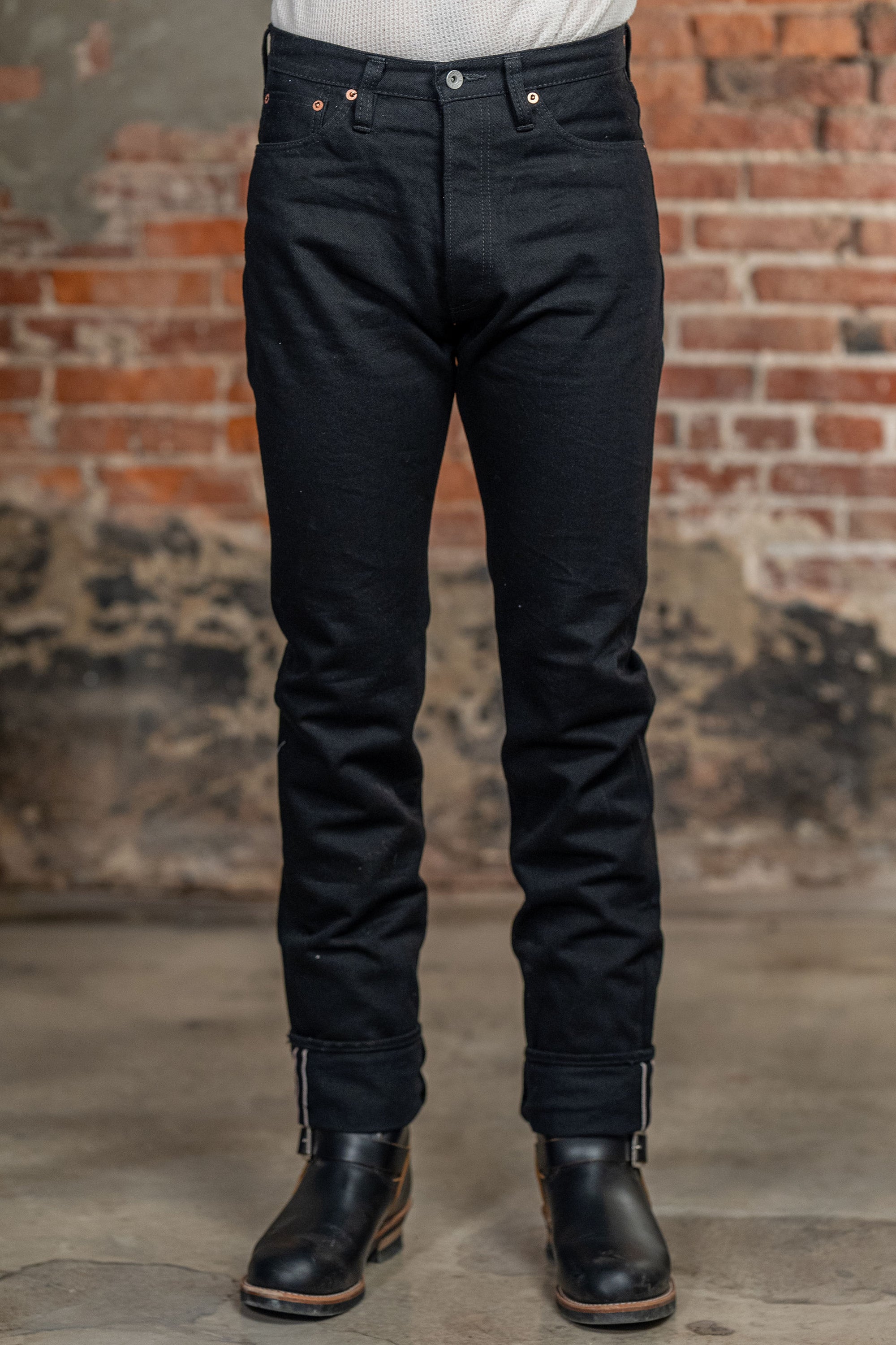 Iron Heart IH-888S-142bb 14oz Selvedge Denim Mid/High Rise Tapered Cut Jeans - Black/Black