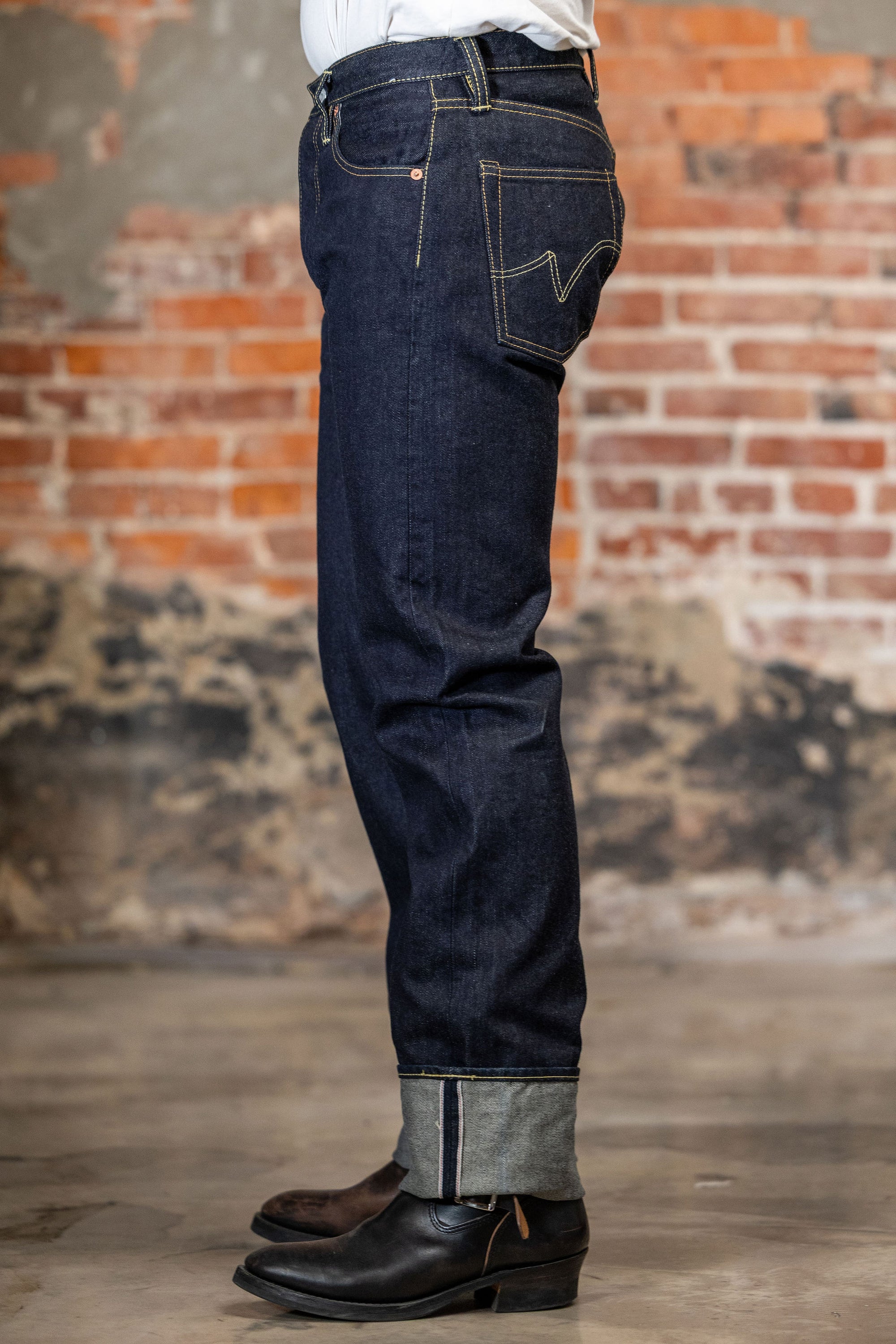 Iron Heart IH-634S-142 14oz Selvedge Denim Straight Cut Jeans - Indigo