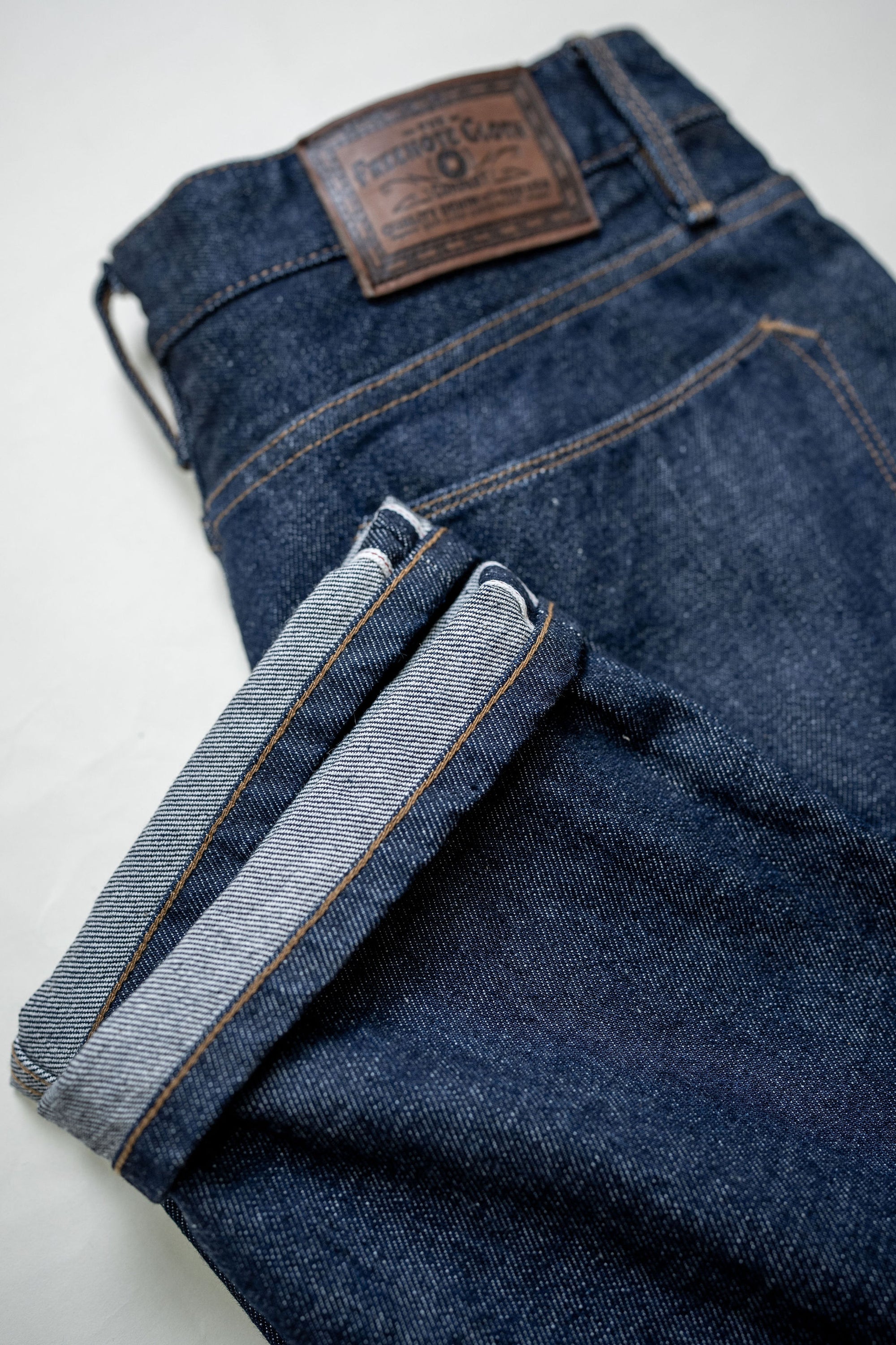 Freenote Cloth Portola - 15oz Rinsed Denim