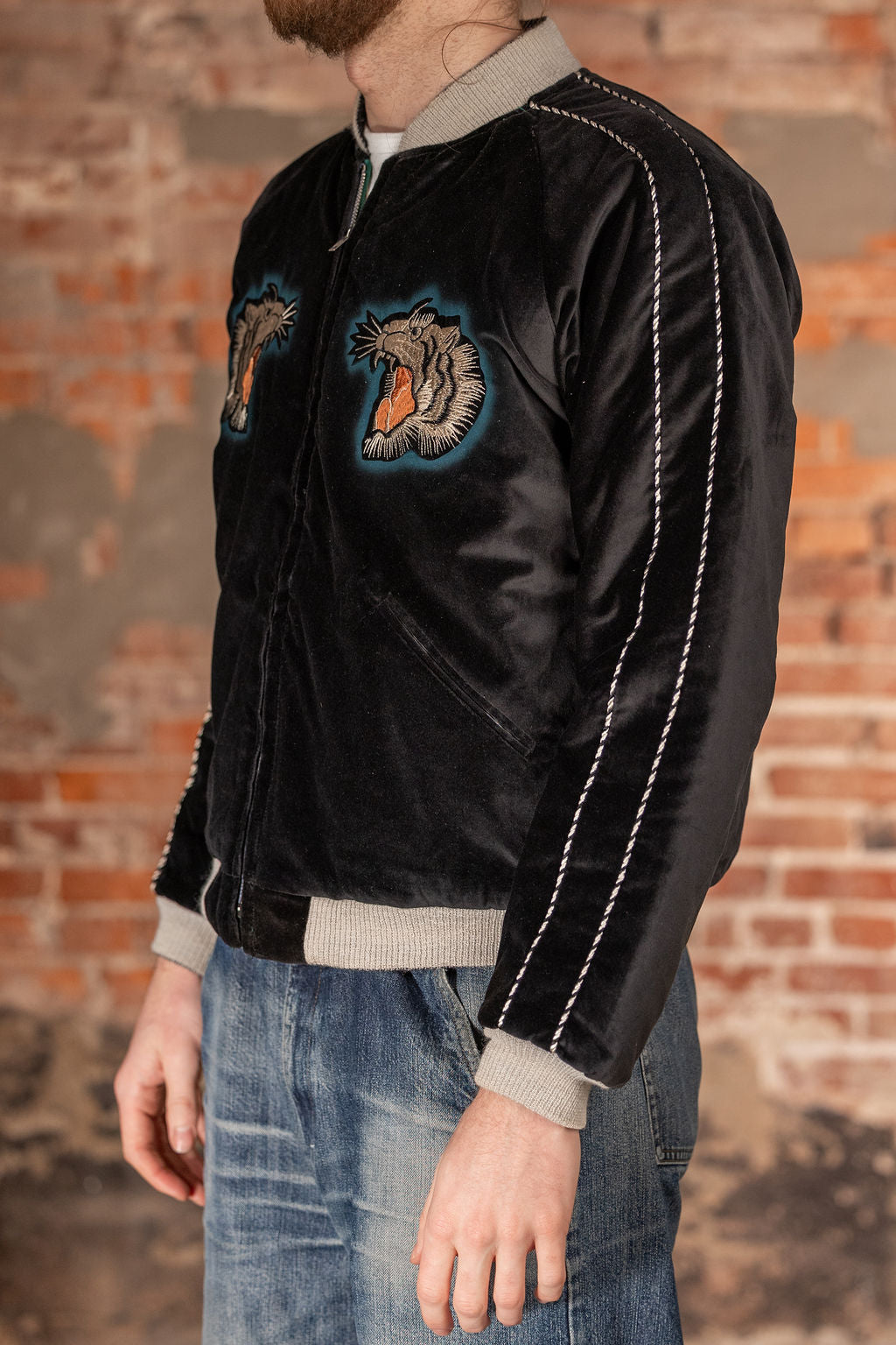 Tailor Toyo TT15809-119  Mid 1950s Style Quilted Souvenir Jacket “Stencil Paint” 60th Anniversary Special Edition - “Tiger Head” × “Eagle”