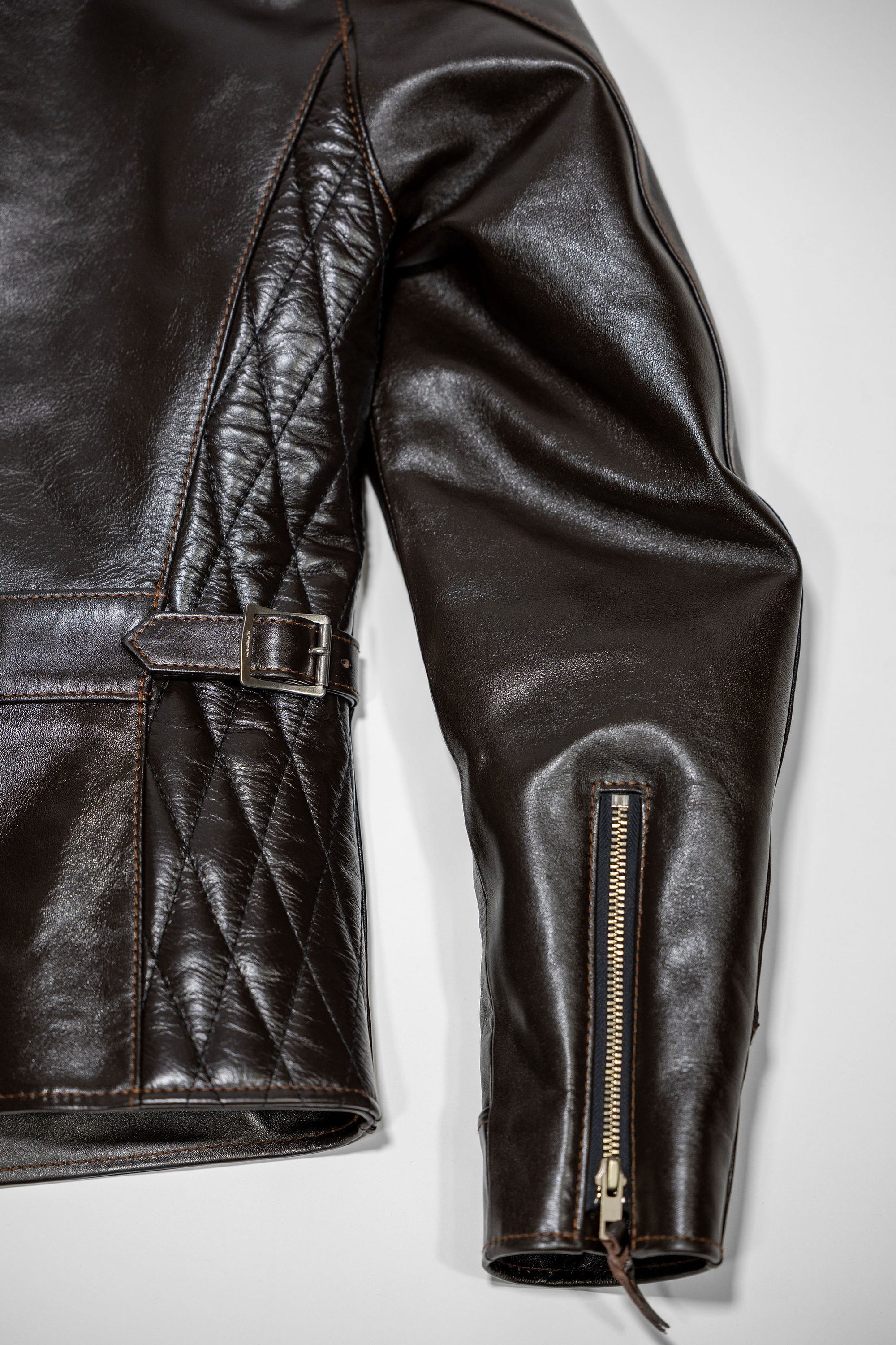 The Flat Head FN-LJ-HS004 Horsehide Quilting Single Riders Jacket - Cuff and back