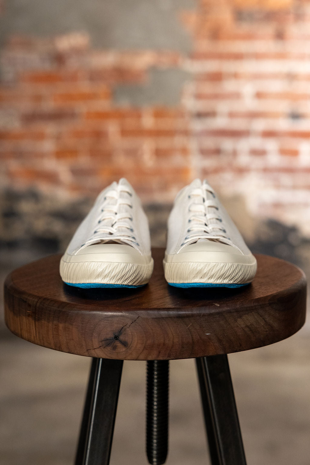 Shoes Like Pottery SLP01 JP Low Top Sneaker- White