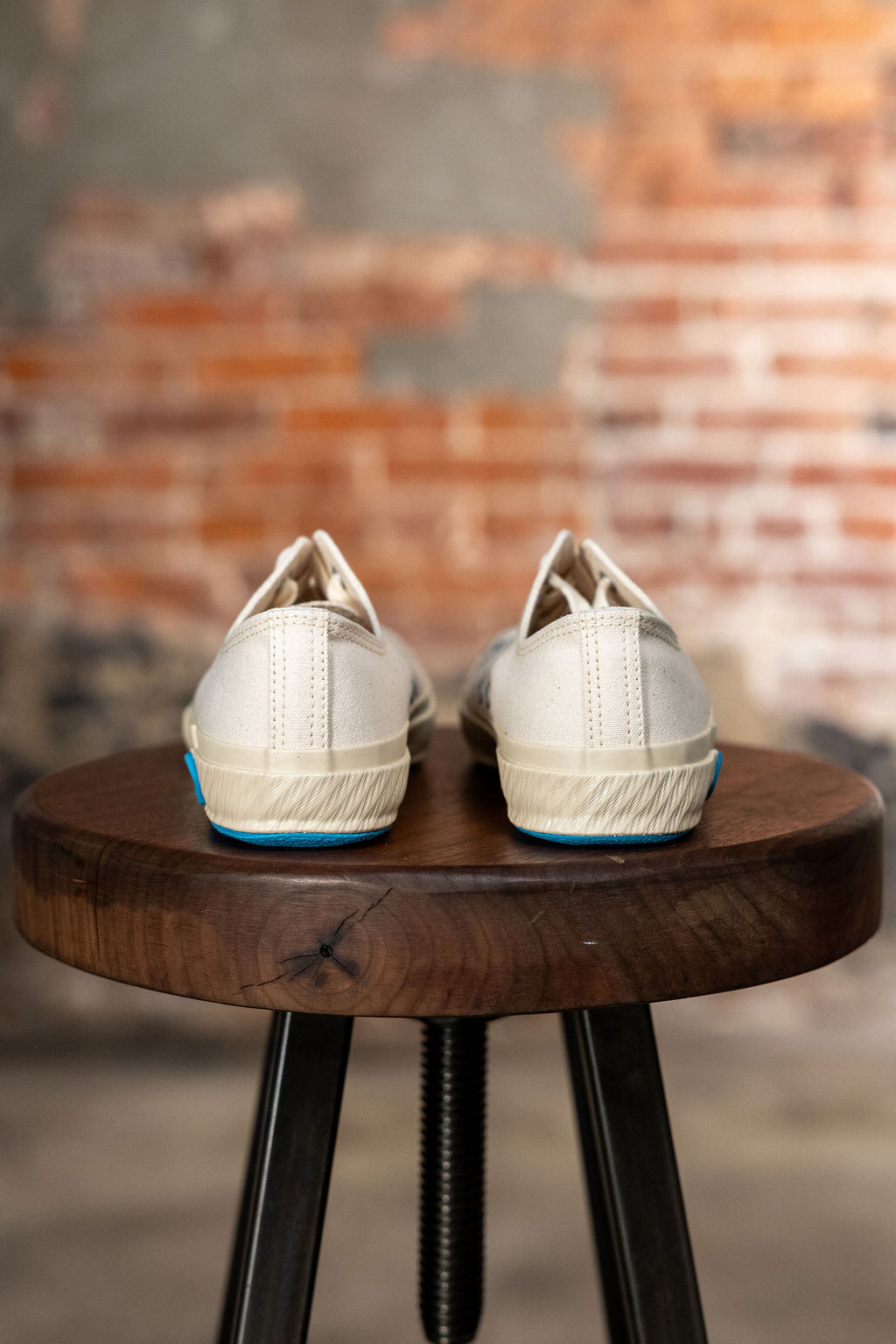 Shoes Like Pottery SLP01 JP Low Top Sneaker- White