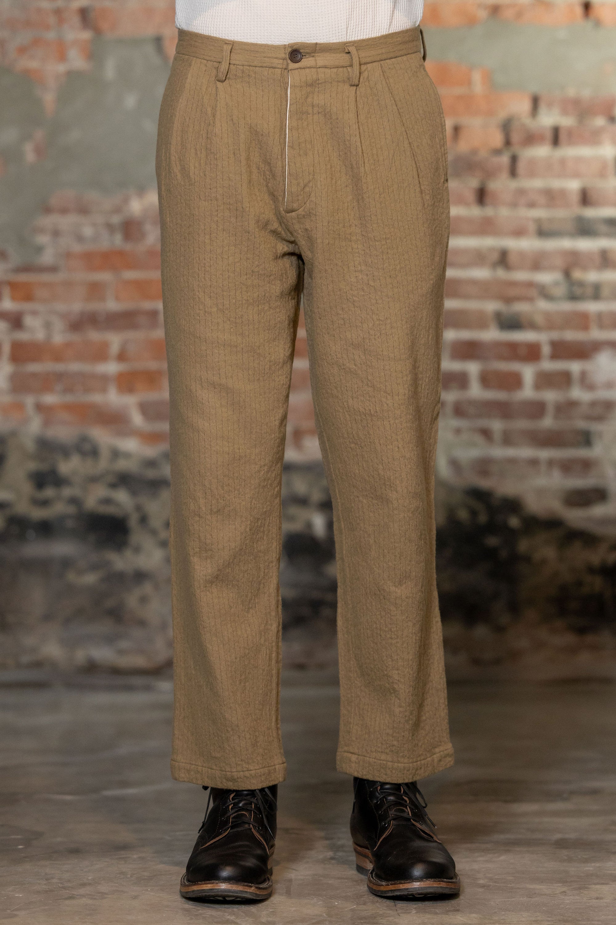 Seuvas C/W 2-Tuck Trousers - Khaki