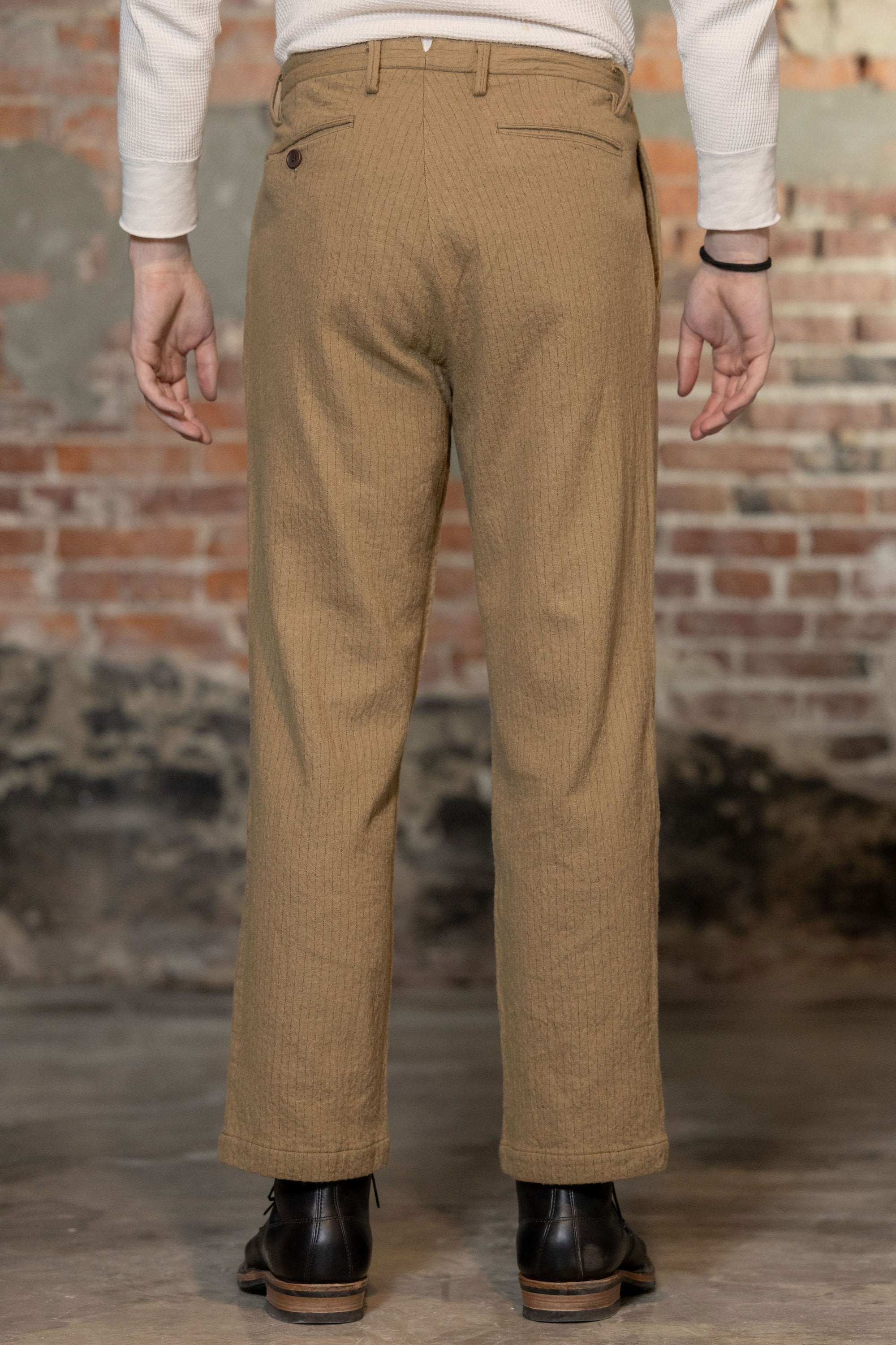 Seuvas C/W 2-Tuck Trousers - Khaki