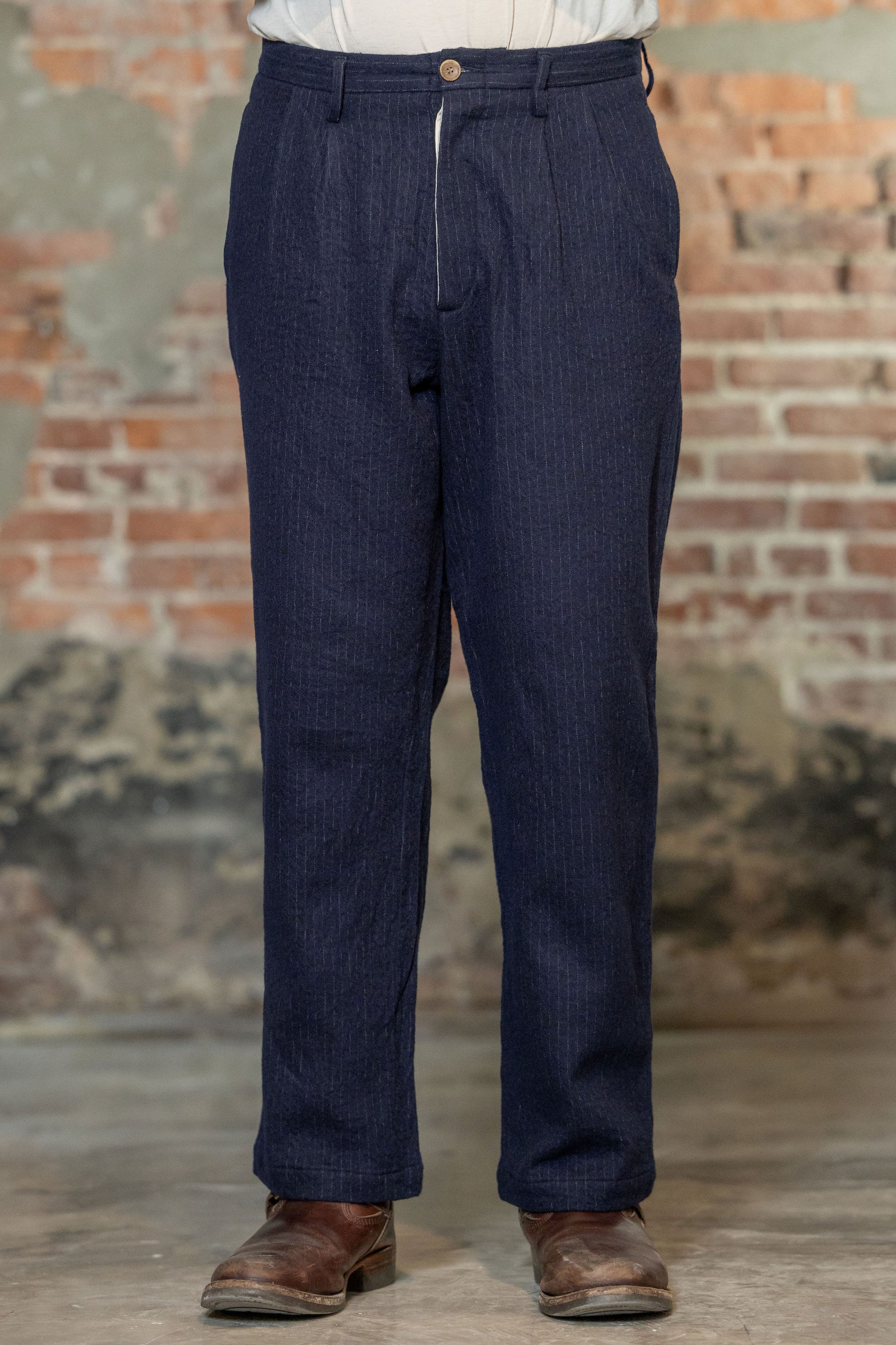 Seuvas C/W 2-Tuck Trousers - Navy