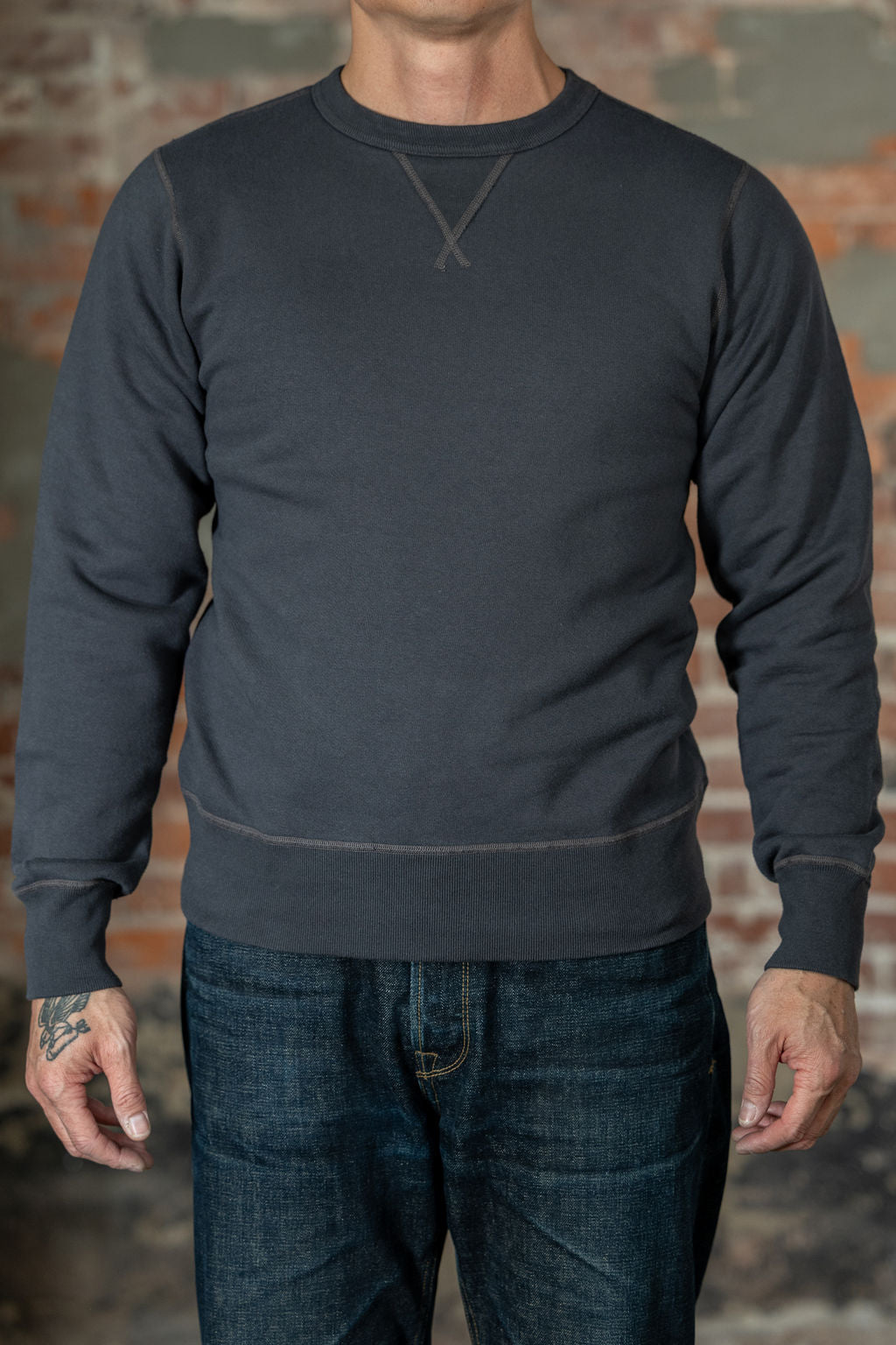 Buzz Rickson's BR65622 Set-in Crew Neck Sweatshirt - Black