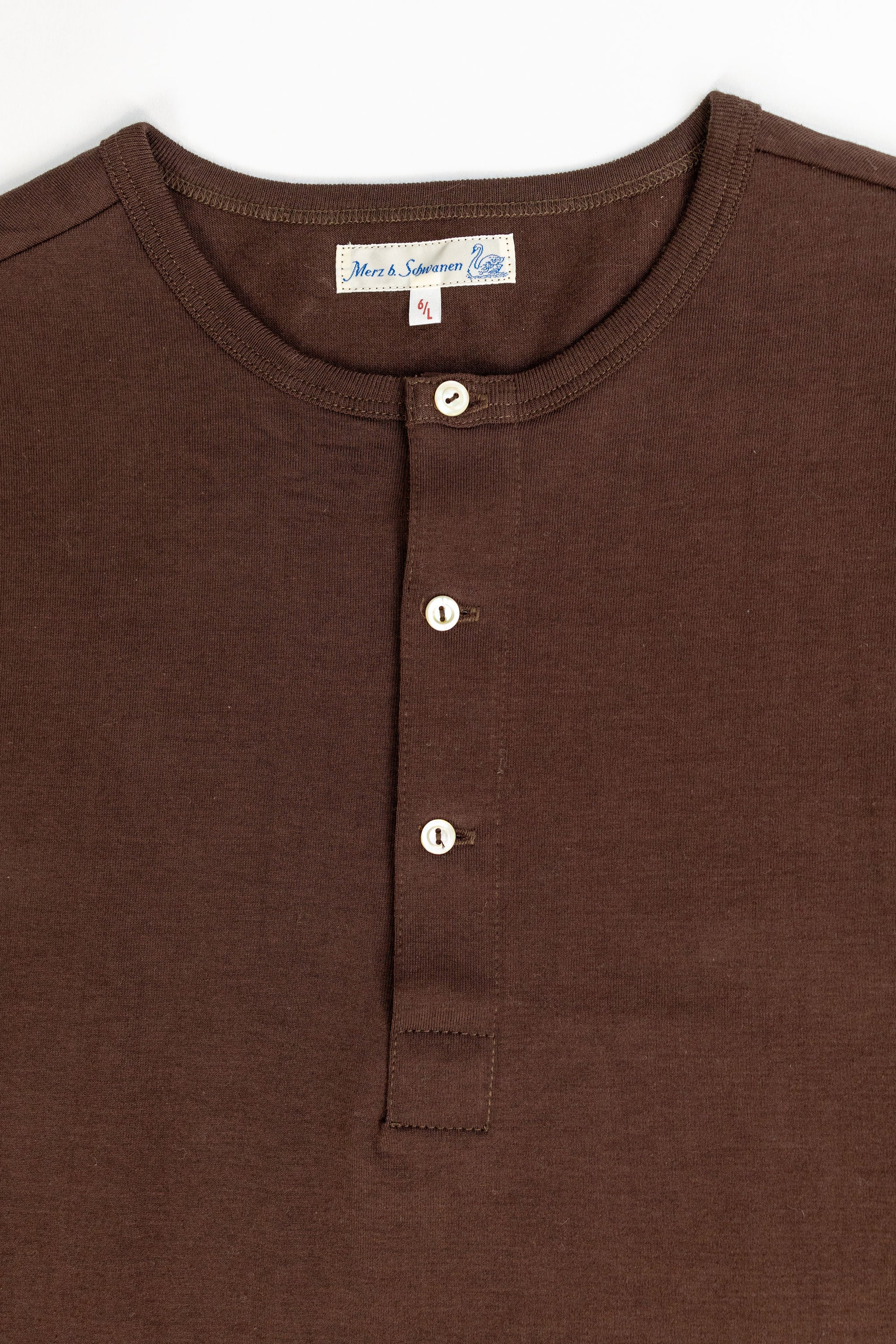 Merz b. Schwanen 206 Henley Long Sleeve - Coffee