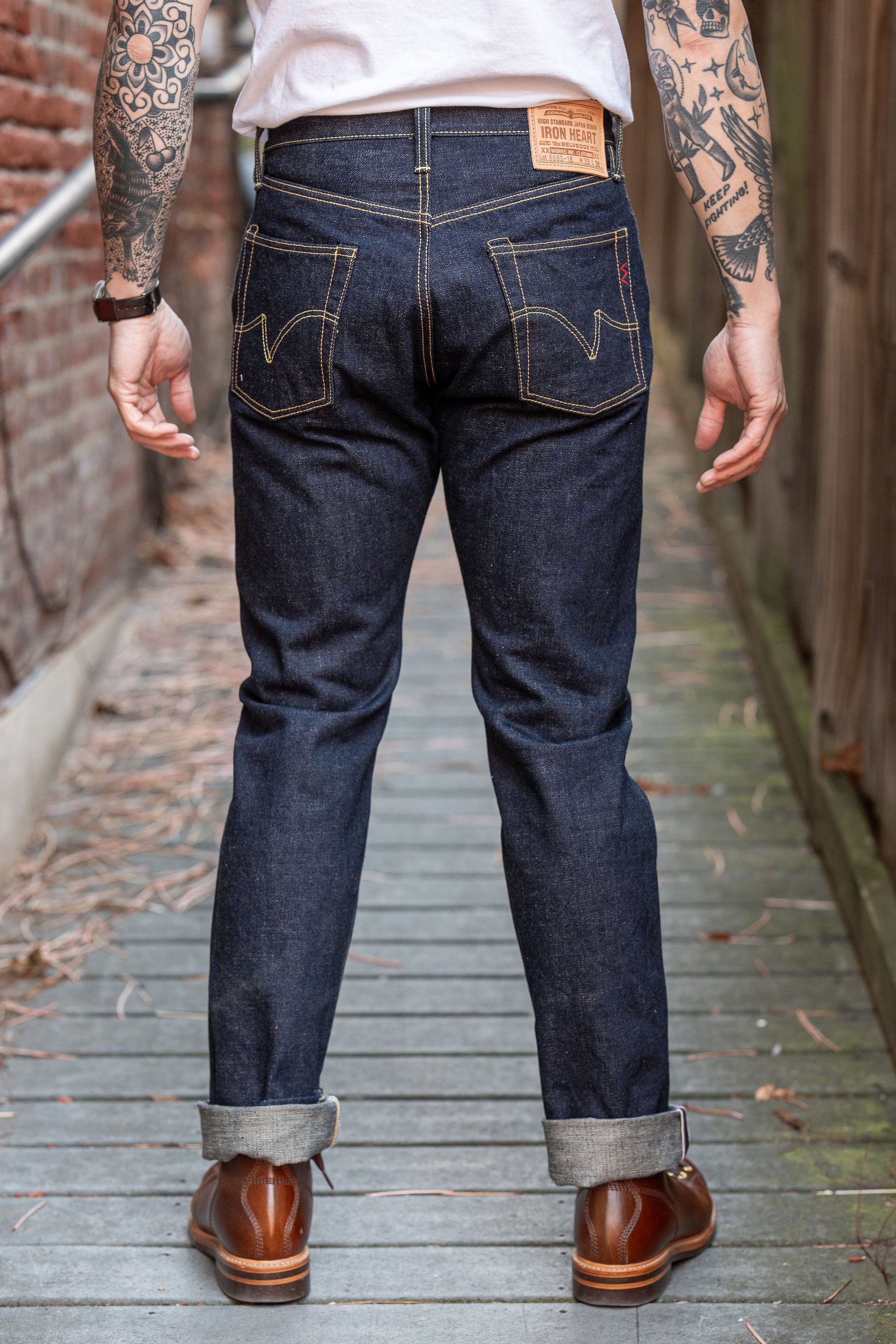 Iron Heart IH-888S-18 18oz Vintage Selvedge Denim Medium/High Rise Tapered Cut Jeans - Indigo