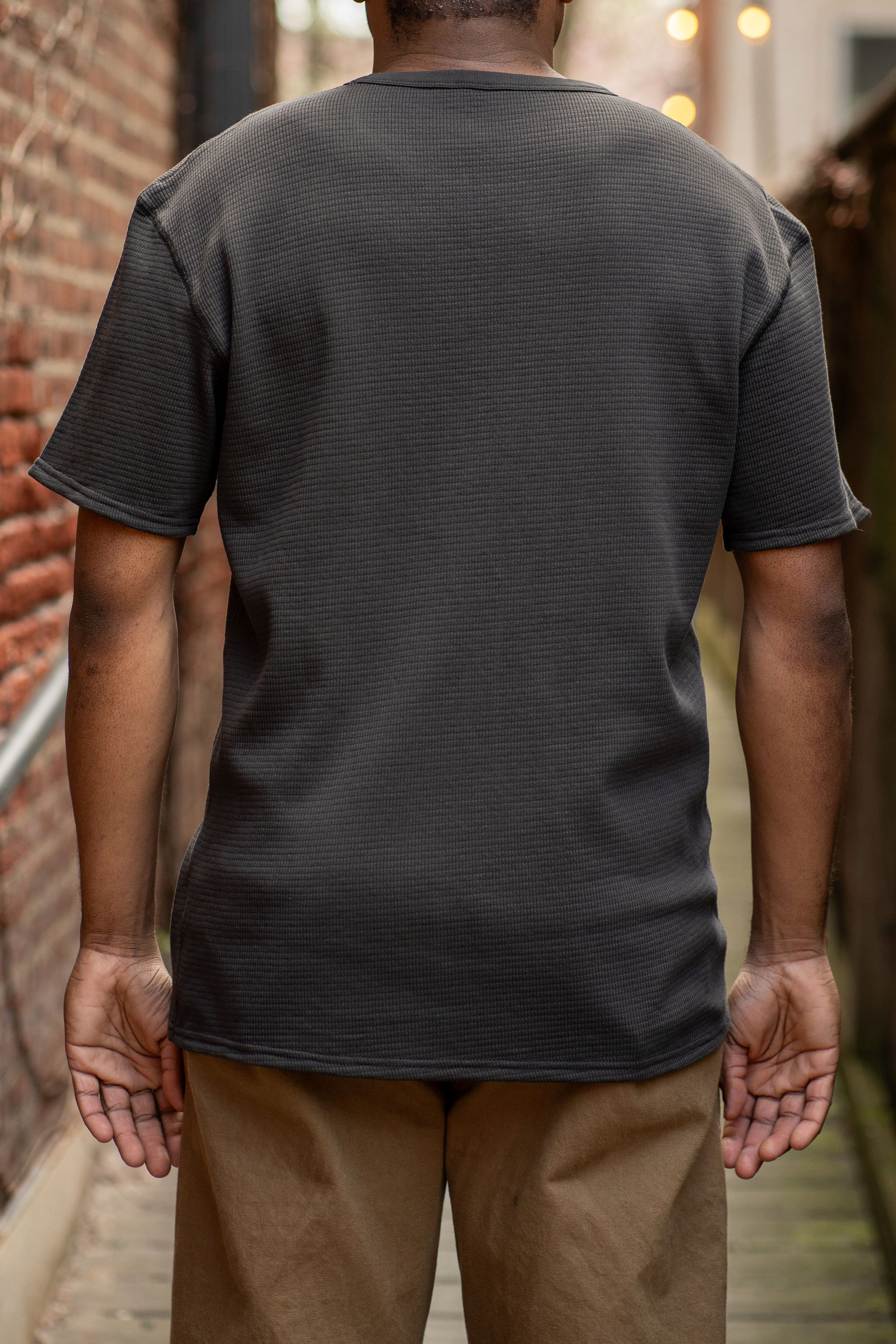 Knickerbocker Box Knit T-Shirt - Dark Brown