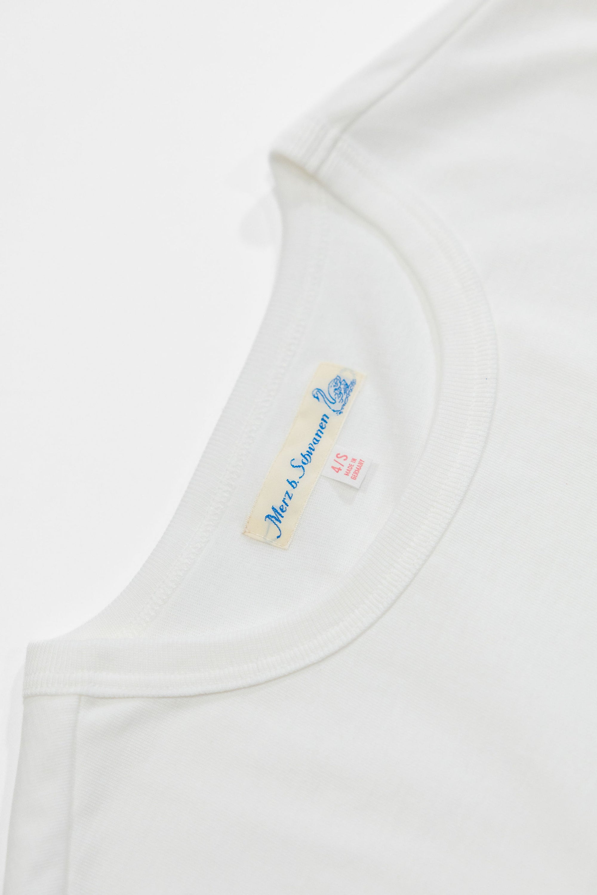 Merz b. Schwanen 215 Classic Crew Neck T-Shirt - White