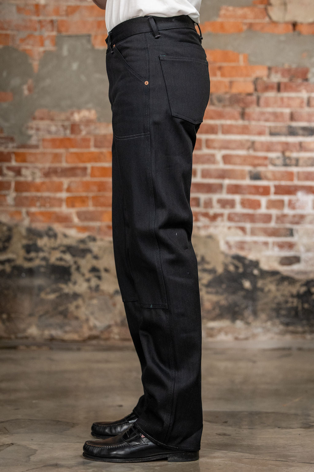 Indigofera Wendell - 14oz Gunpowder/Sootblack