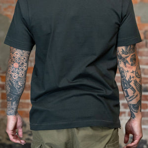 Rear view of the Merz b. Schwanen 2M15 Vintage Machine Refined Classic Fit T-Shirt in Forest