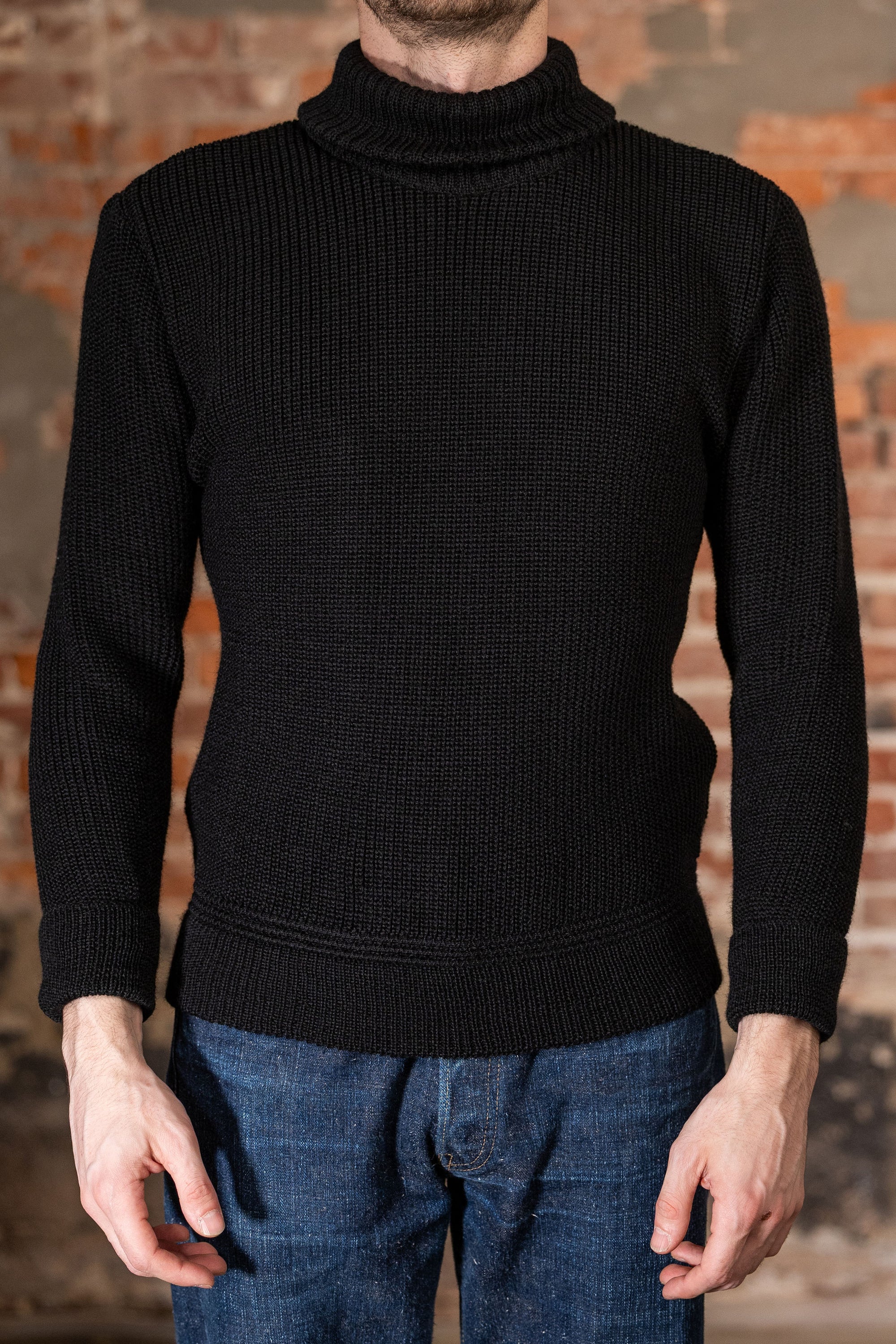 Heimat Textil Boat Roll Neck -Black