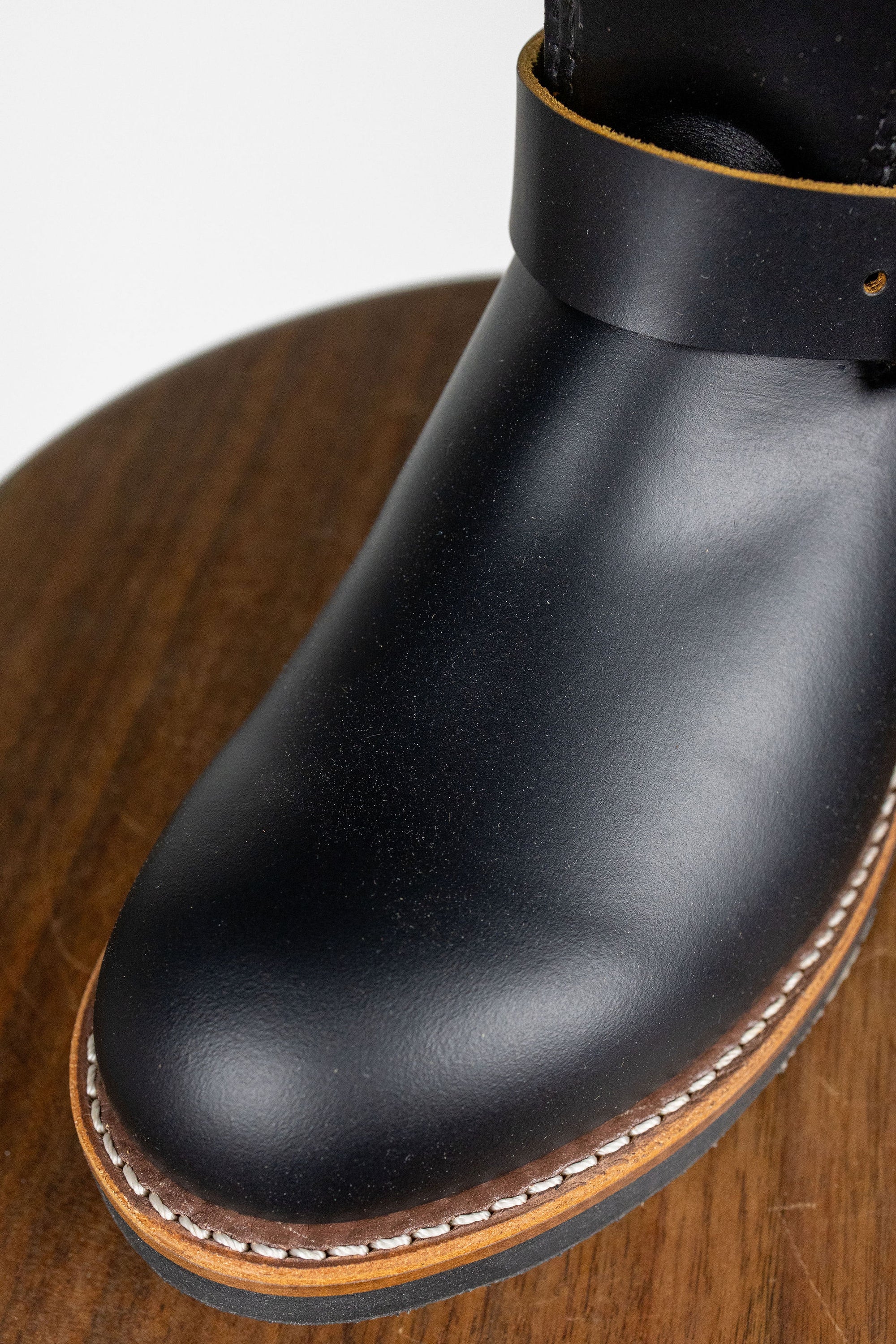 Red Wing 2966 Engineer - Black Klondike Leather