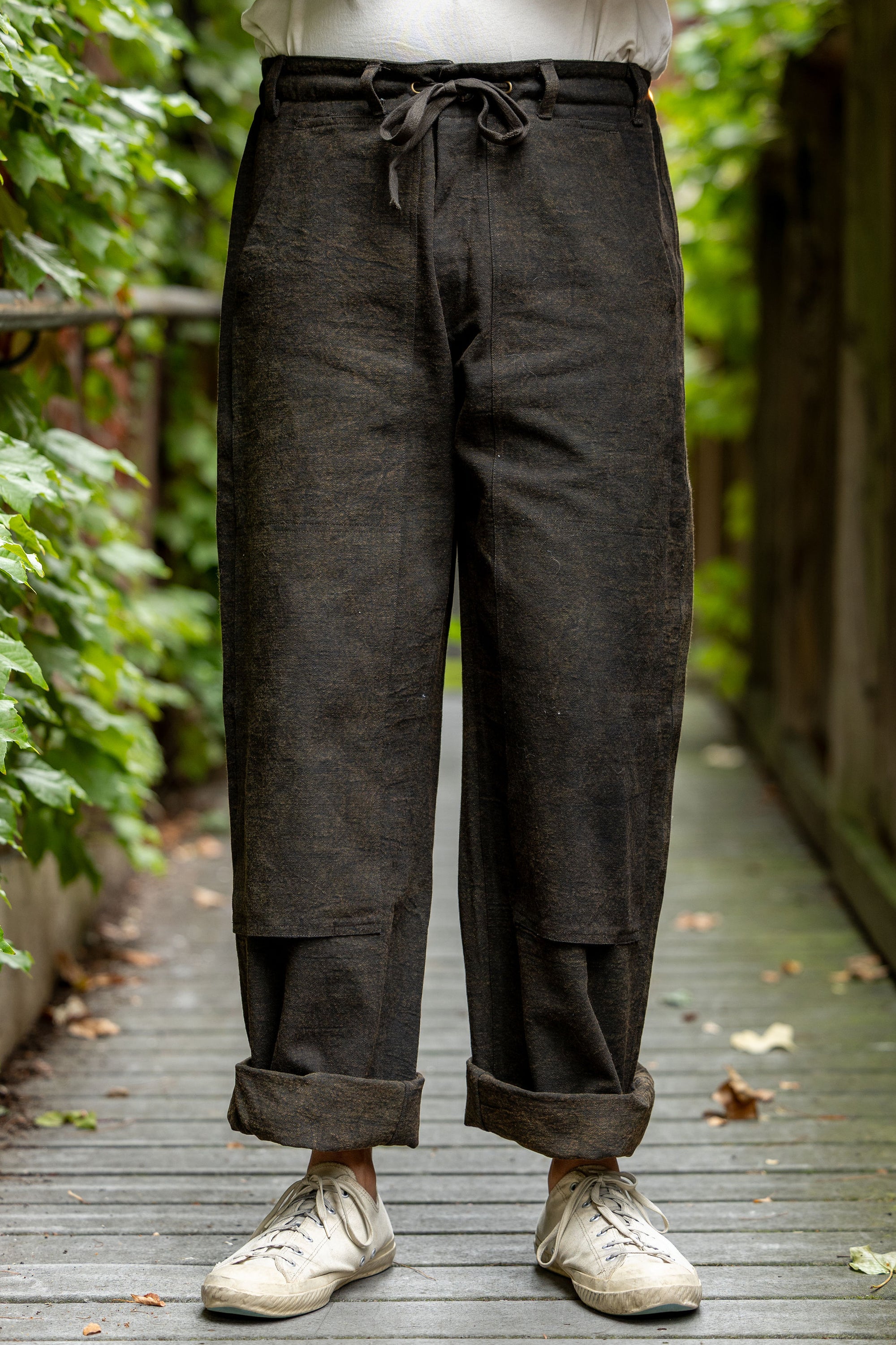 Indi + Ash Raka Pant - Iron Brown Crackle Millwoven Canvas