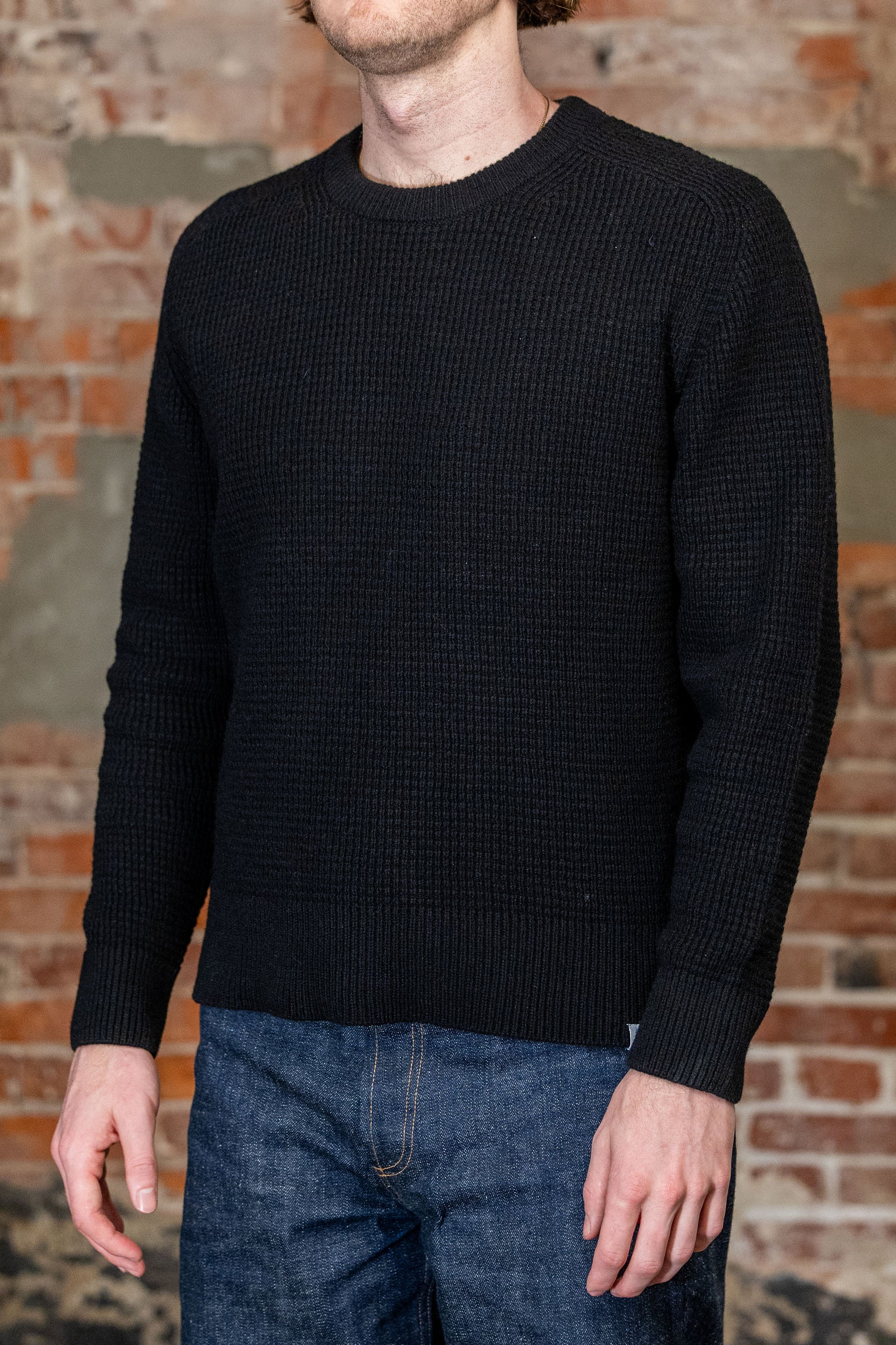 Merz b. Schwanen BLADE02 Merino Wool-Cashmere Waffle Structured Pullover - Deep Black