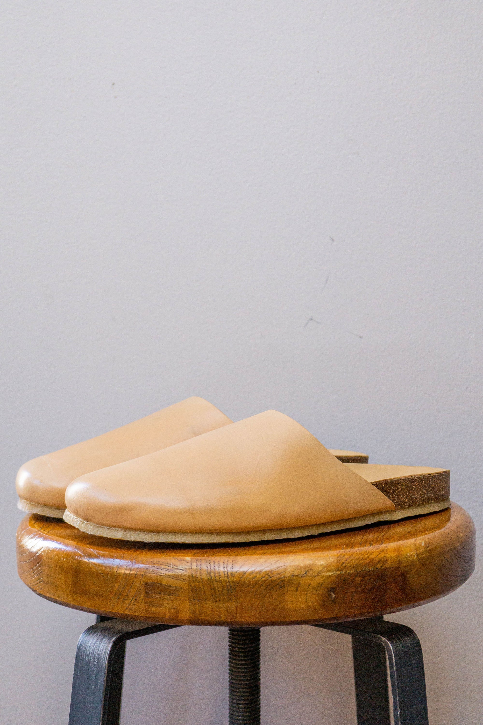 Padmore & Barnes Slides - Natural Veg Tan Leather