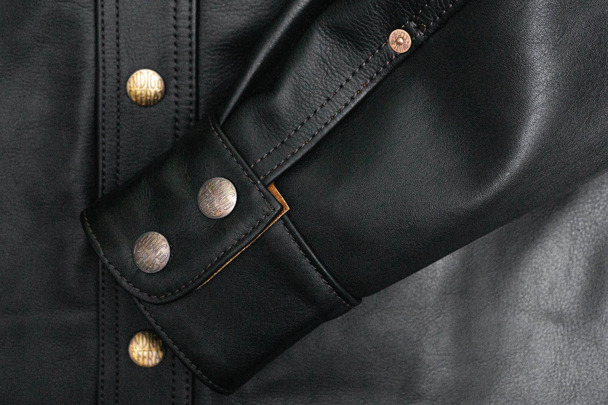 Indigofera Copeland - Black Leather